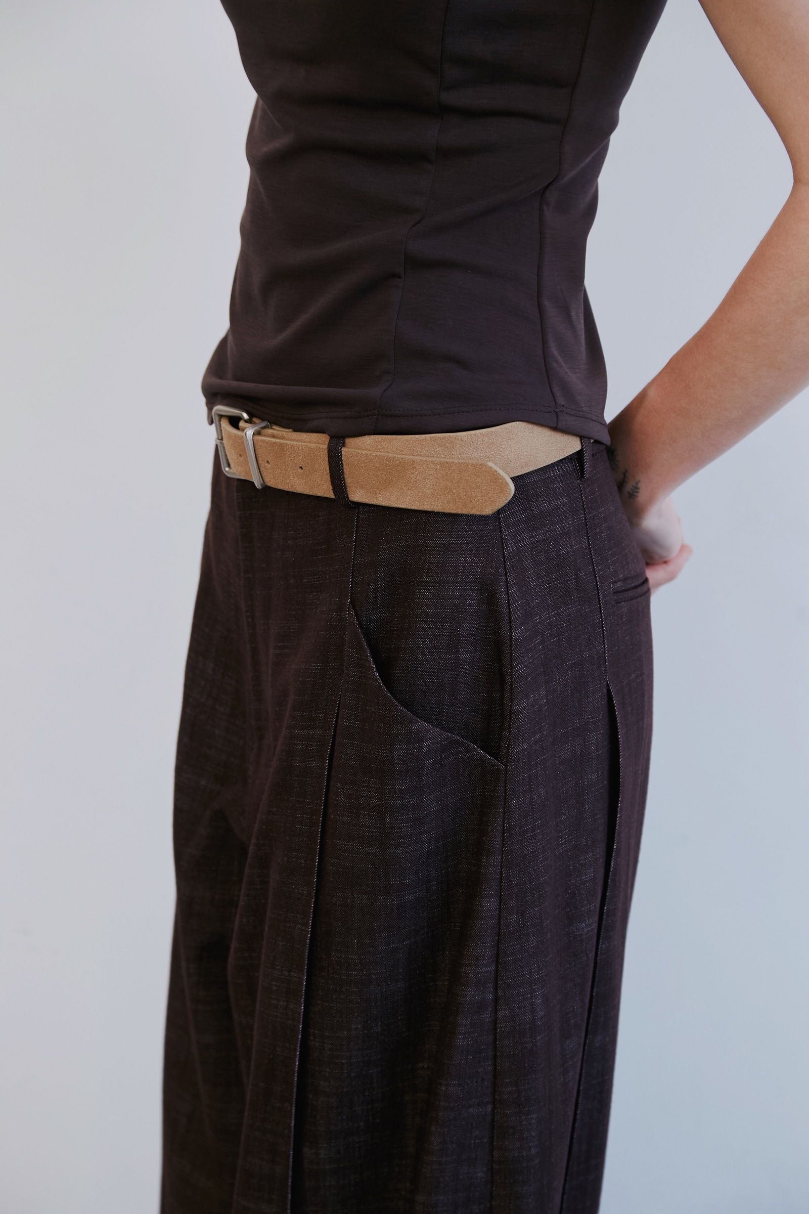 5BFC7F03-8617-4F25-BDFC-B50880396485