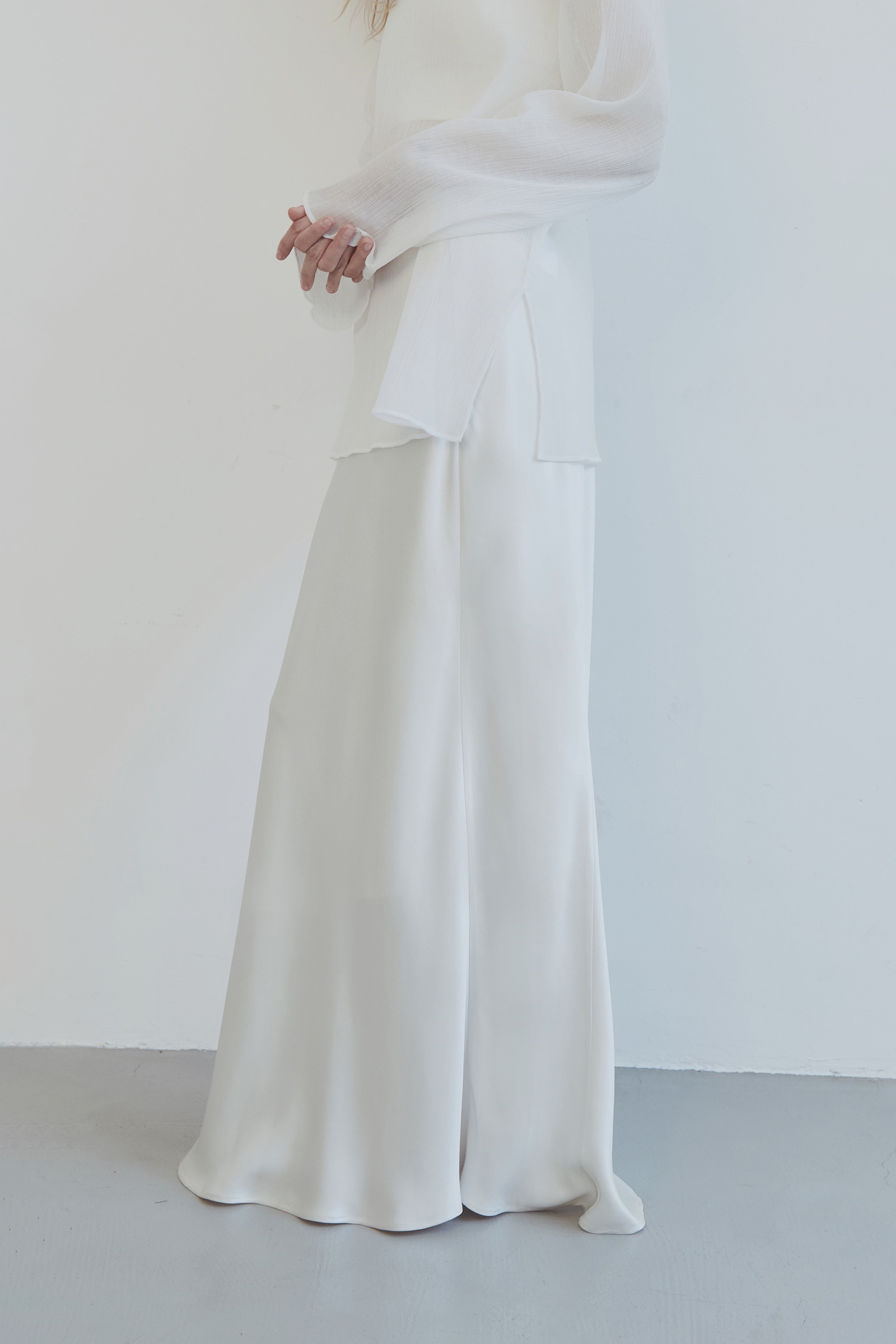 D9E6F1F3-352E-4B27-AD26-979EBBC24459