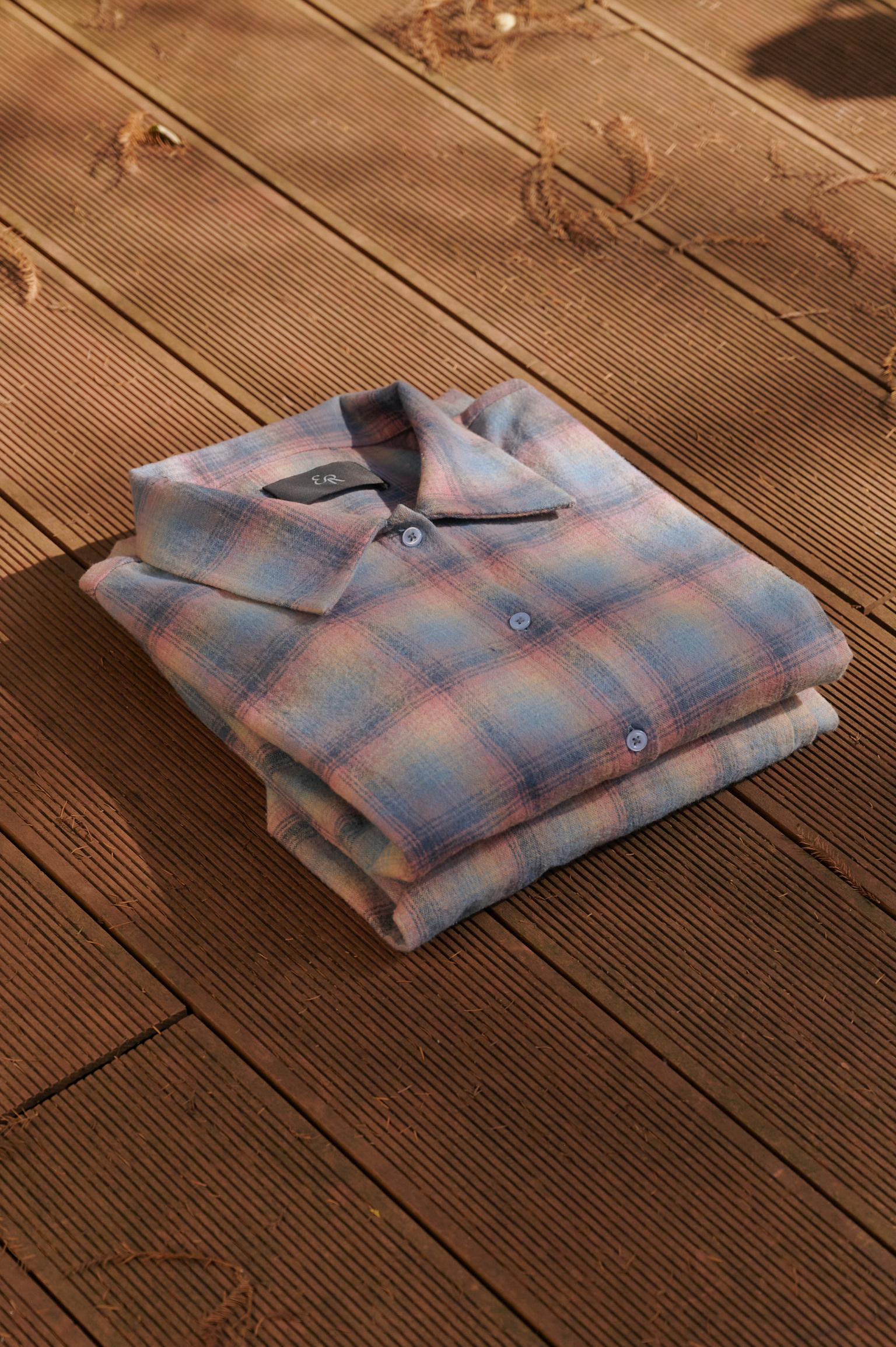 70BB0DA3-BB44-4D52-A741-3A44DFCFBE3F