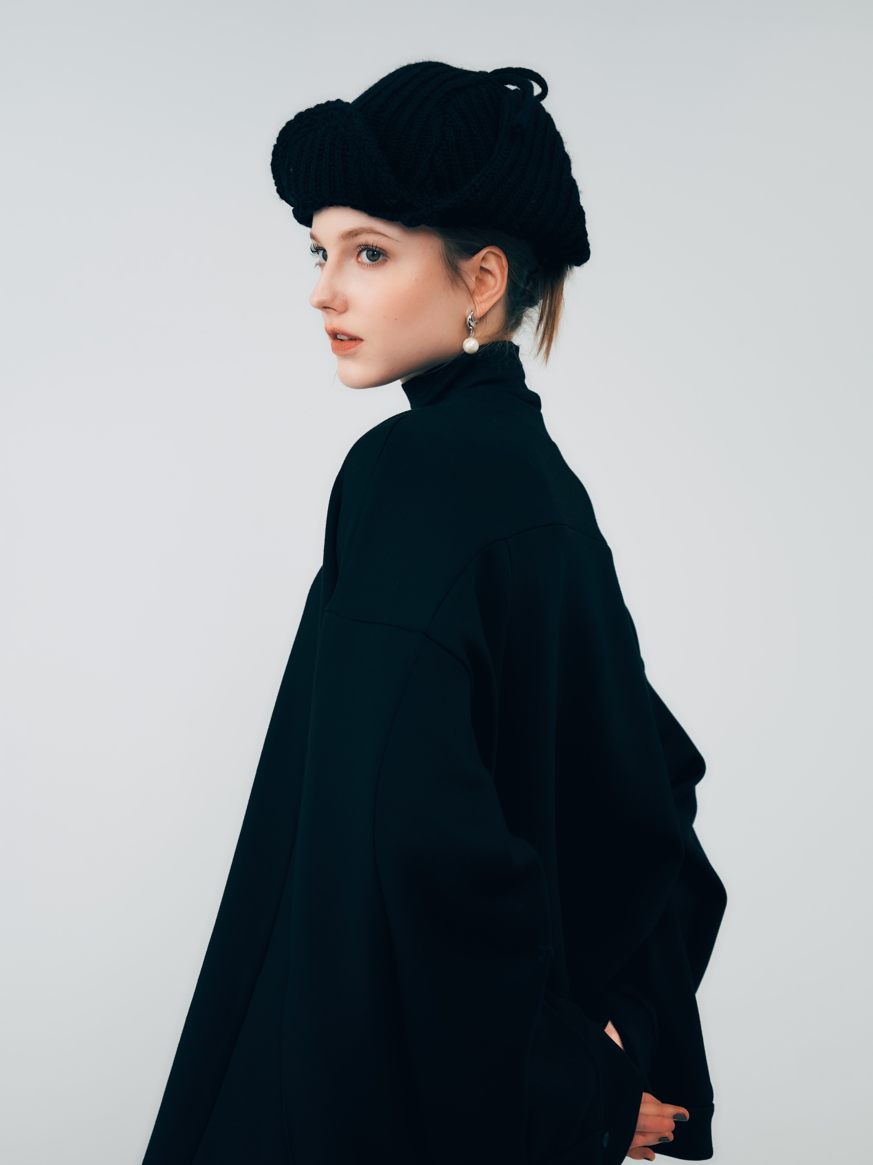 B33A2D1F-8B93-479F-A86A-75E2641F2044