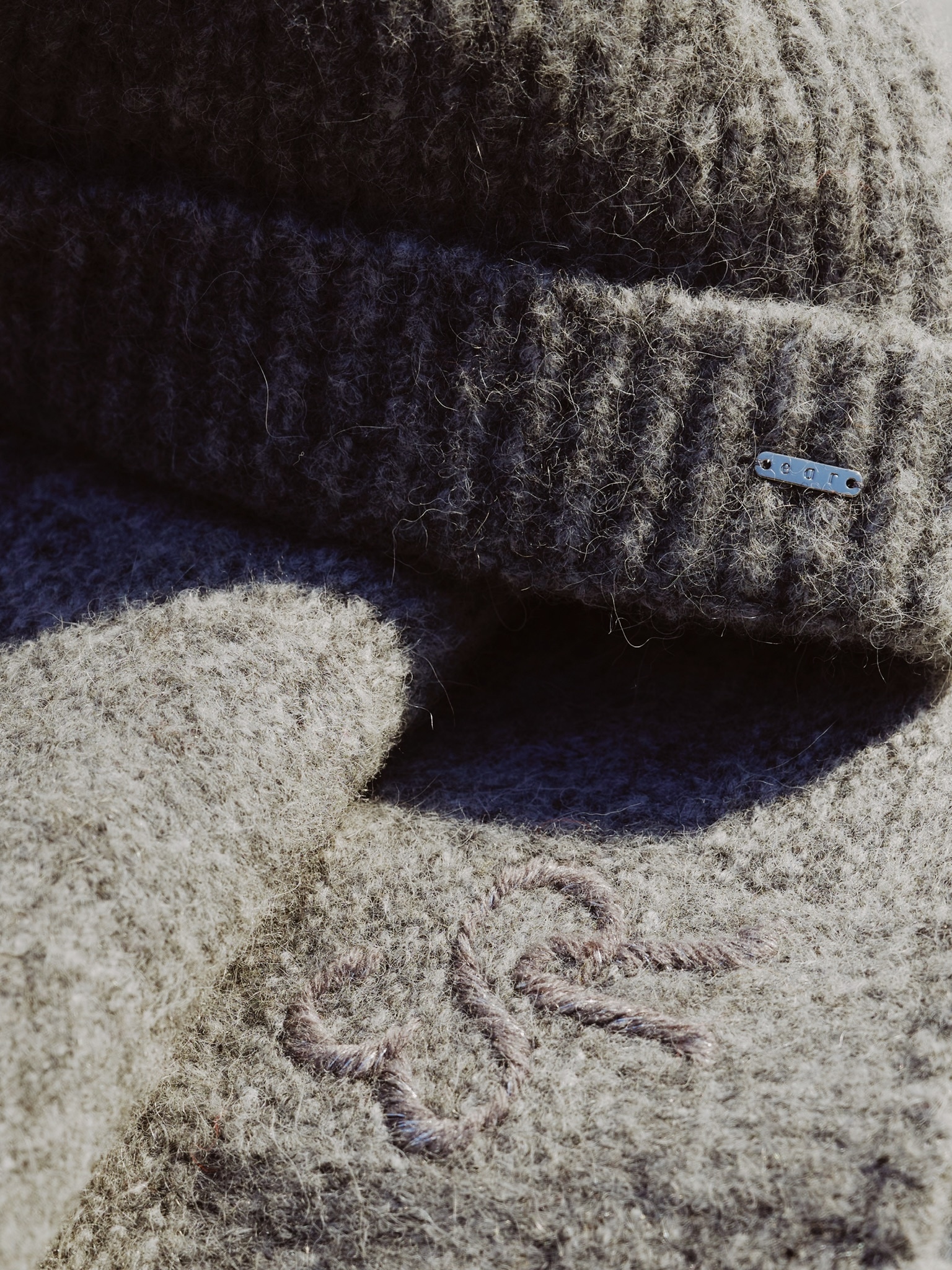 E551A5CC-34DE-4AA5-9607-6E0505A7B73A