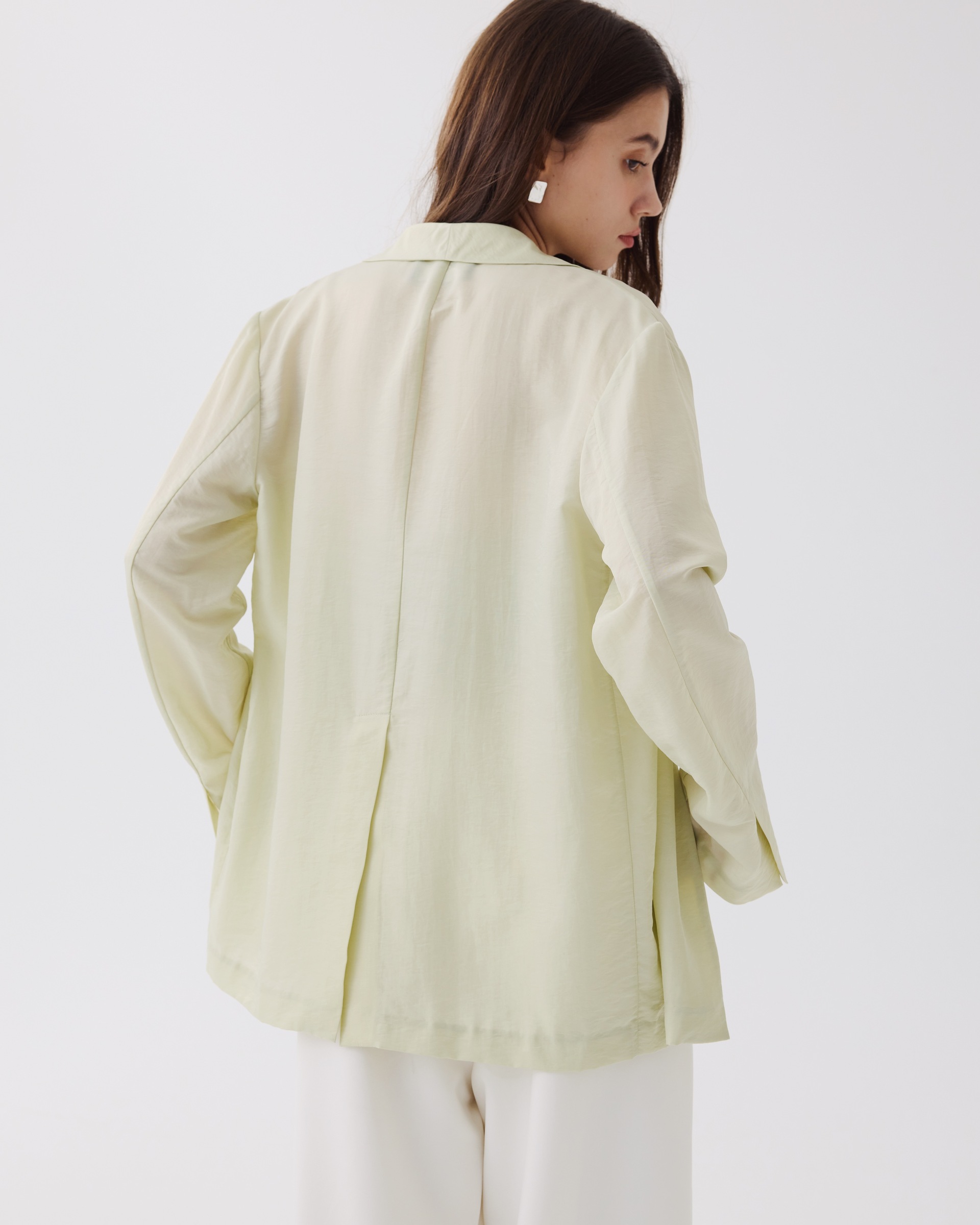 D4A5EEDE-E3D8-4E74-AD02-7486E9262025