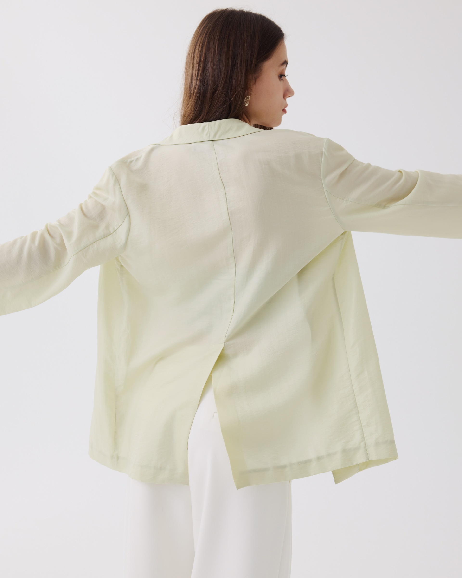 79BA23C5-2F10-4558-9938-75A4ECF3D022