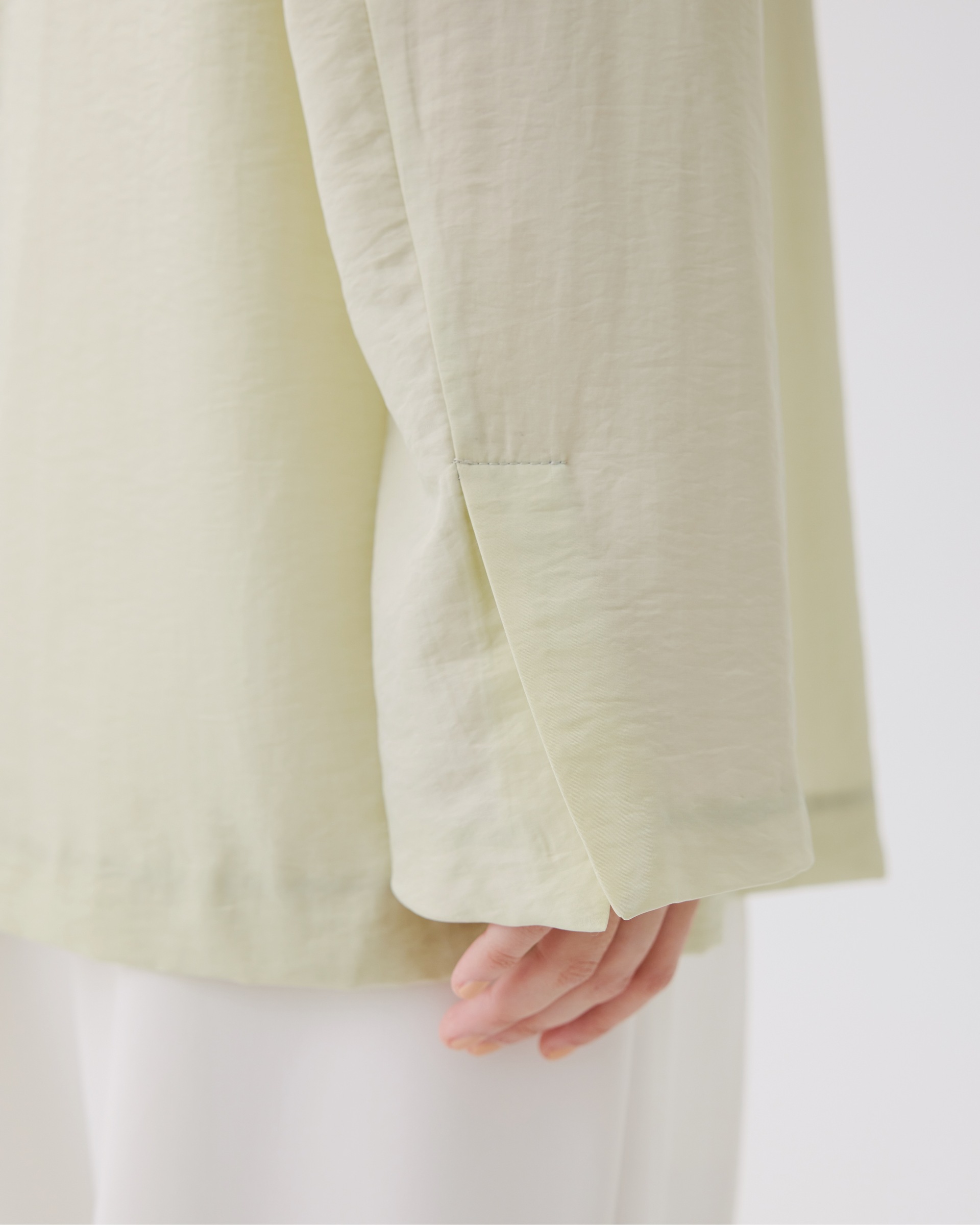 2D896EFD-78E7-47DB-992E-967C72FEF628