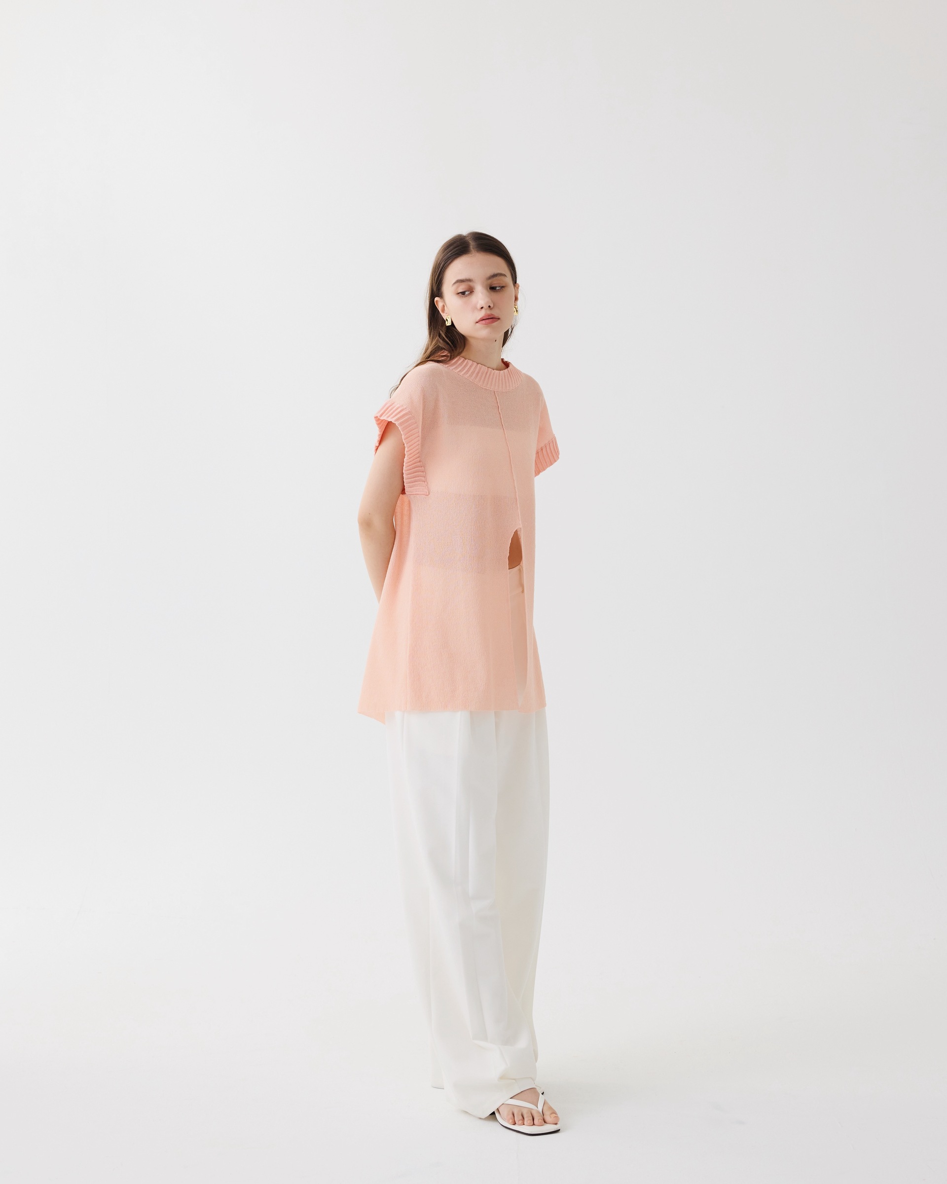 7453C1A2-6CA9-4E2C-B257-448F6659B919