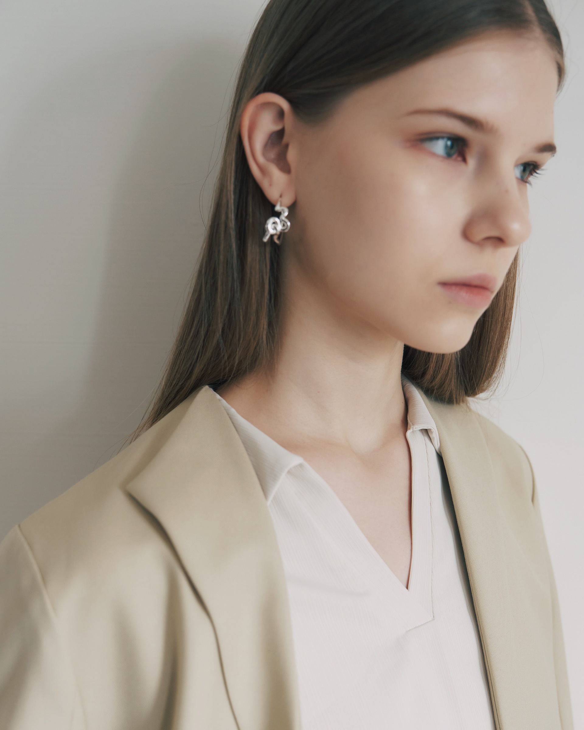 03FE3B85-A8C9-44AF-BD04-60199FBC9C9D