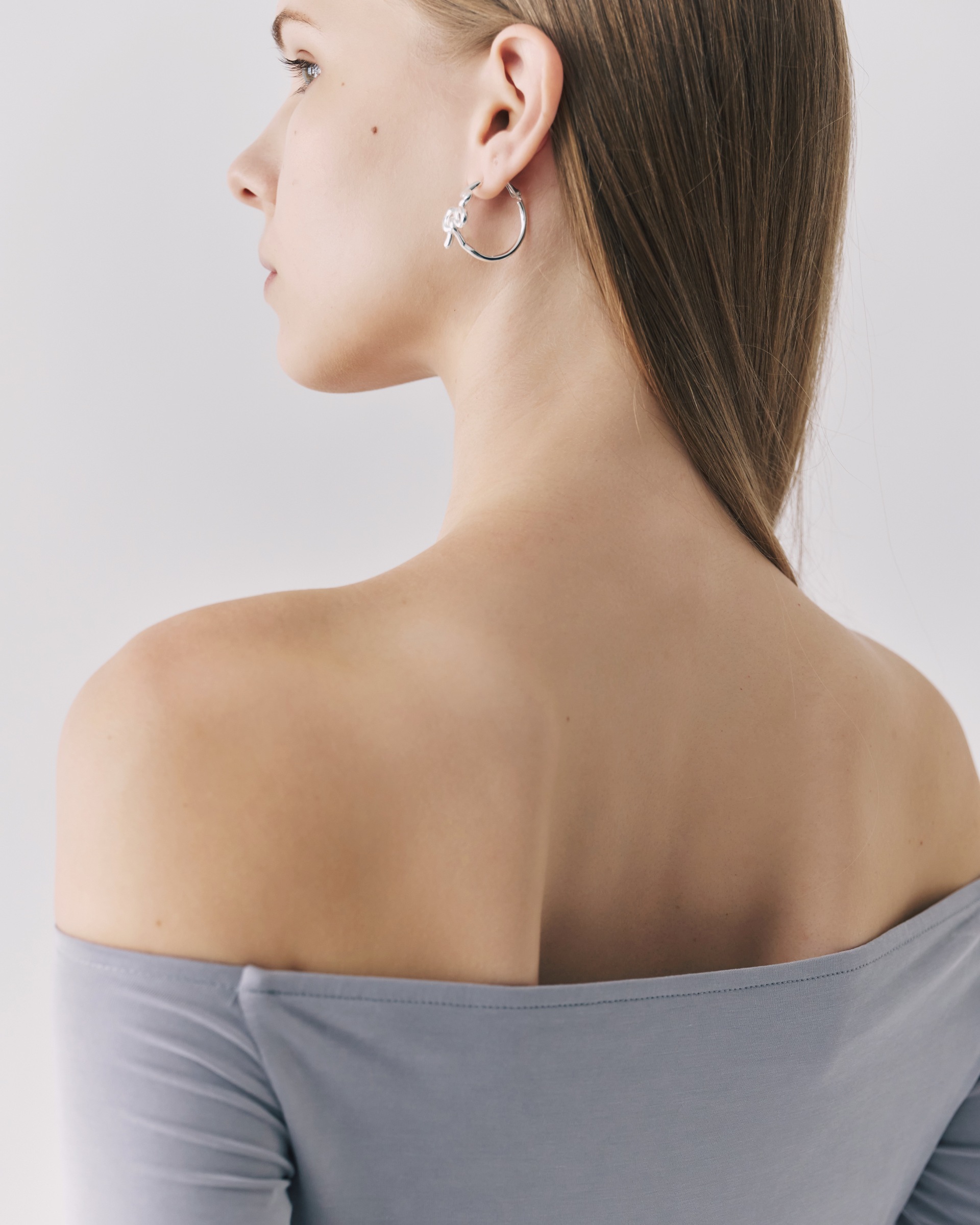 255F9A9C-EFEB-4448-AF62-23117D7E72FE