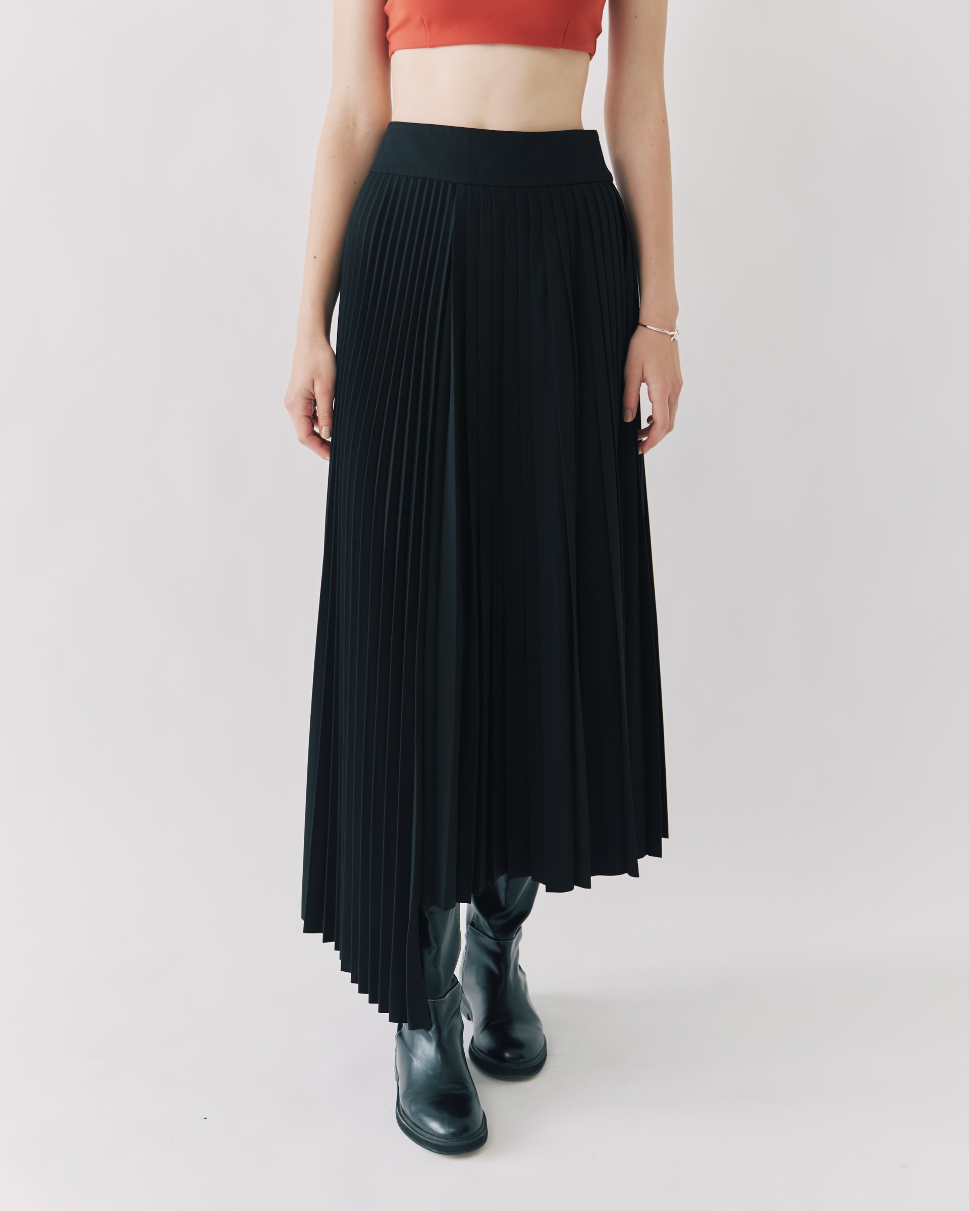 E22BDCC8-2A08-4F53-9C3B-CE6533D85271