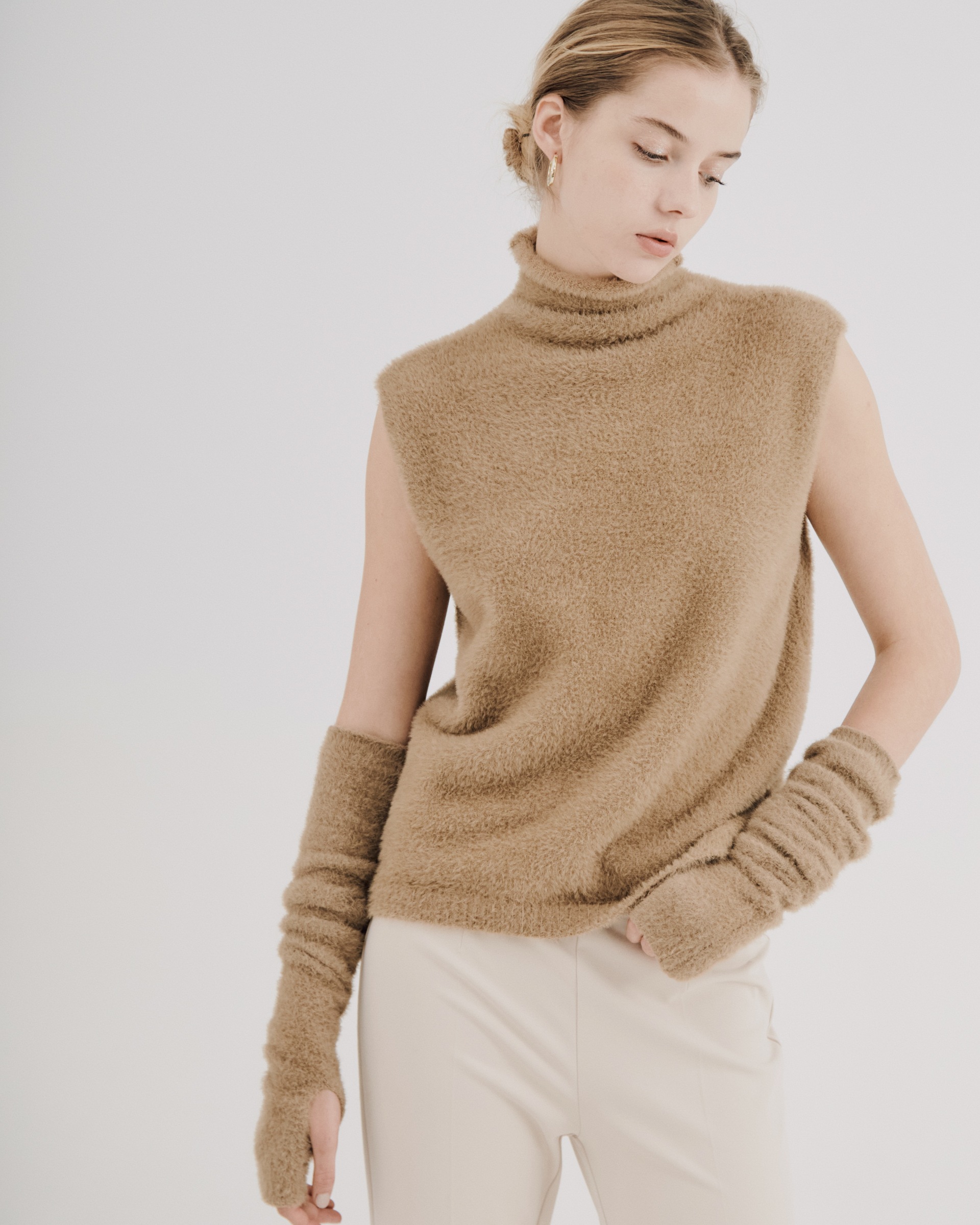 D61E5E3B-B7B1-44D9-B68E-5C0DF878A99A