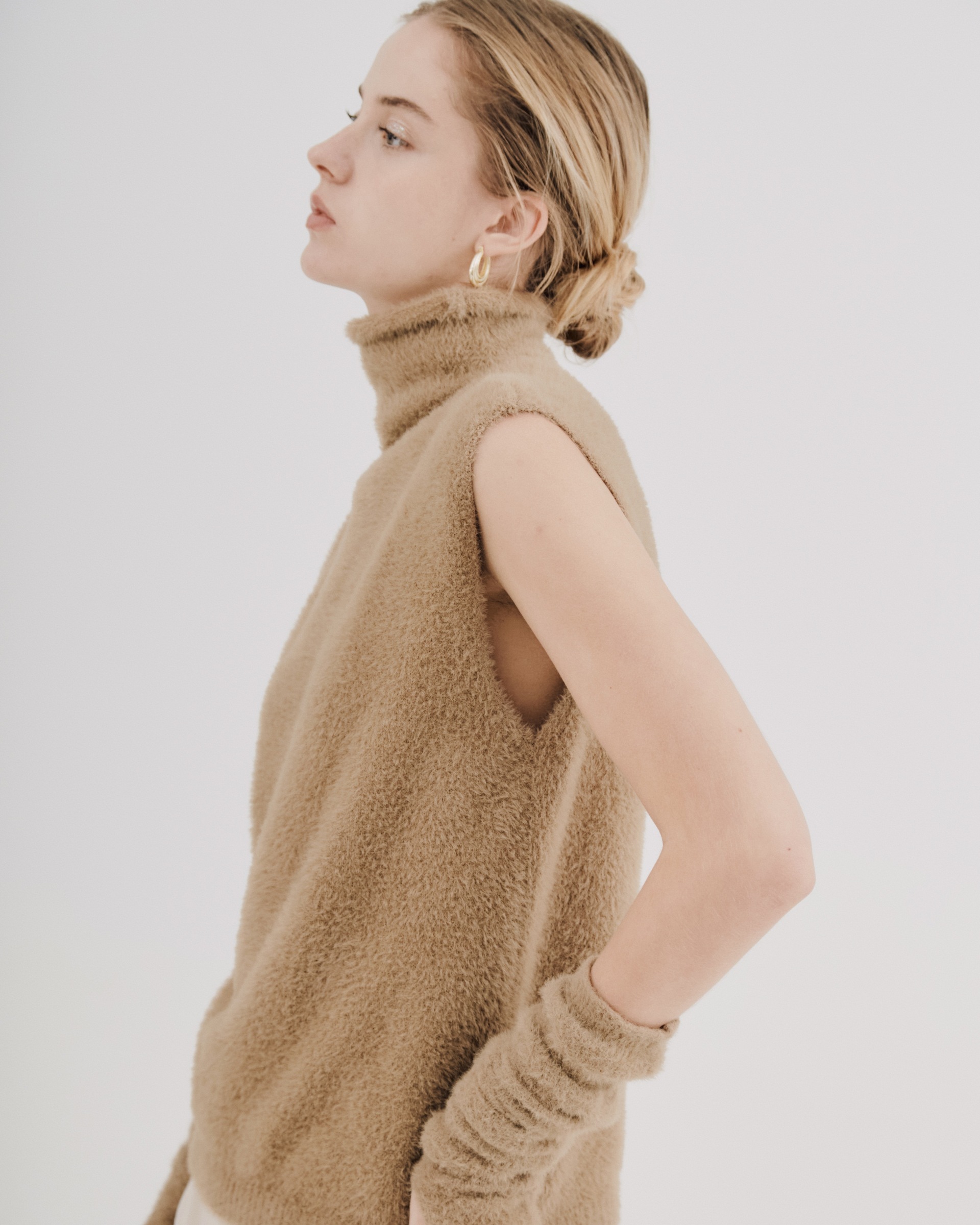 BB25B333-395F-4763-8DC2-DEE00D9D72E4