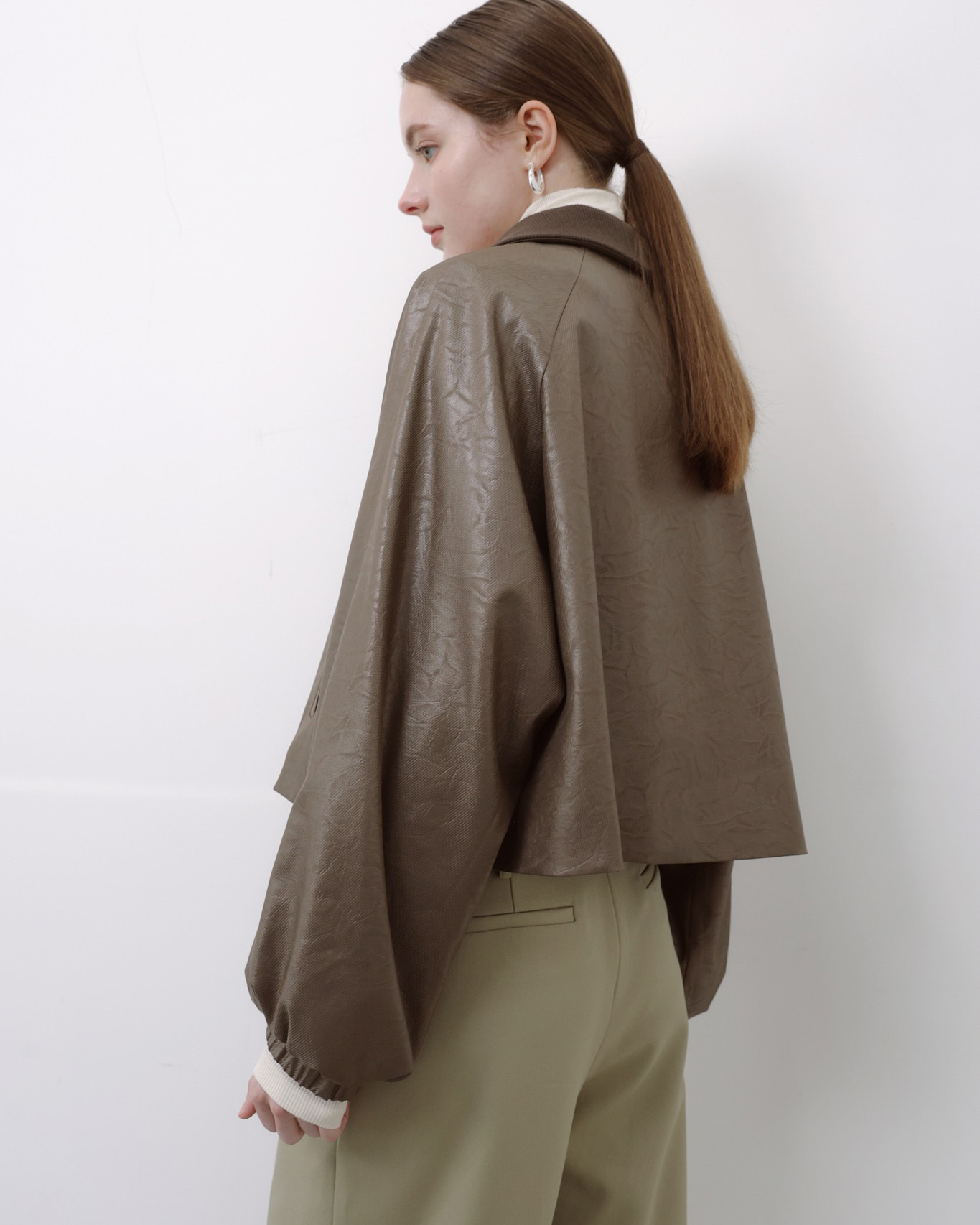 EEA88EB3-1083-44B4-8836-9E4D2FDCDE3D