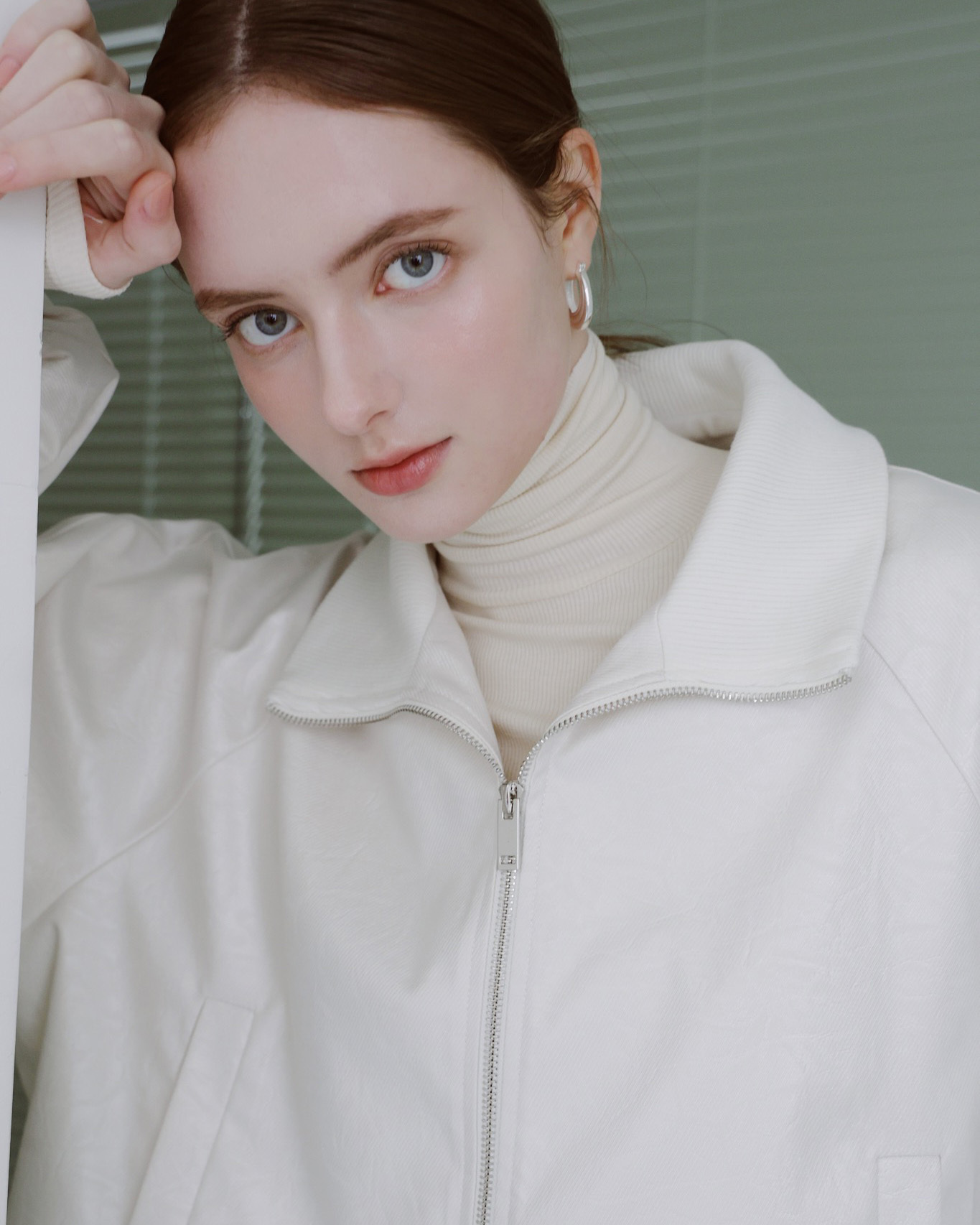 0FB2694D-92C0-46A9-B2AE-03D97604DB0A