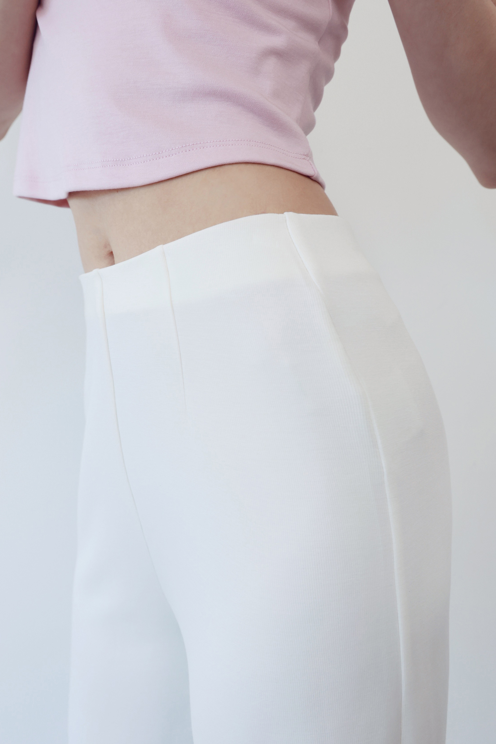 74DE3CA7-89DF-4047-A781-76E8651C7FA0