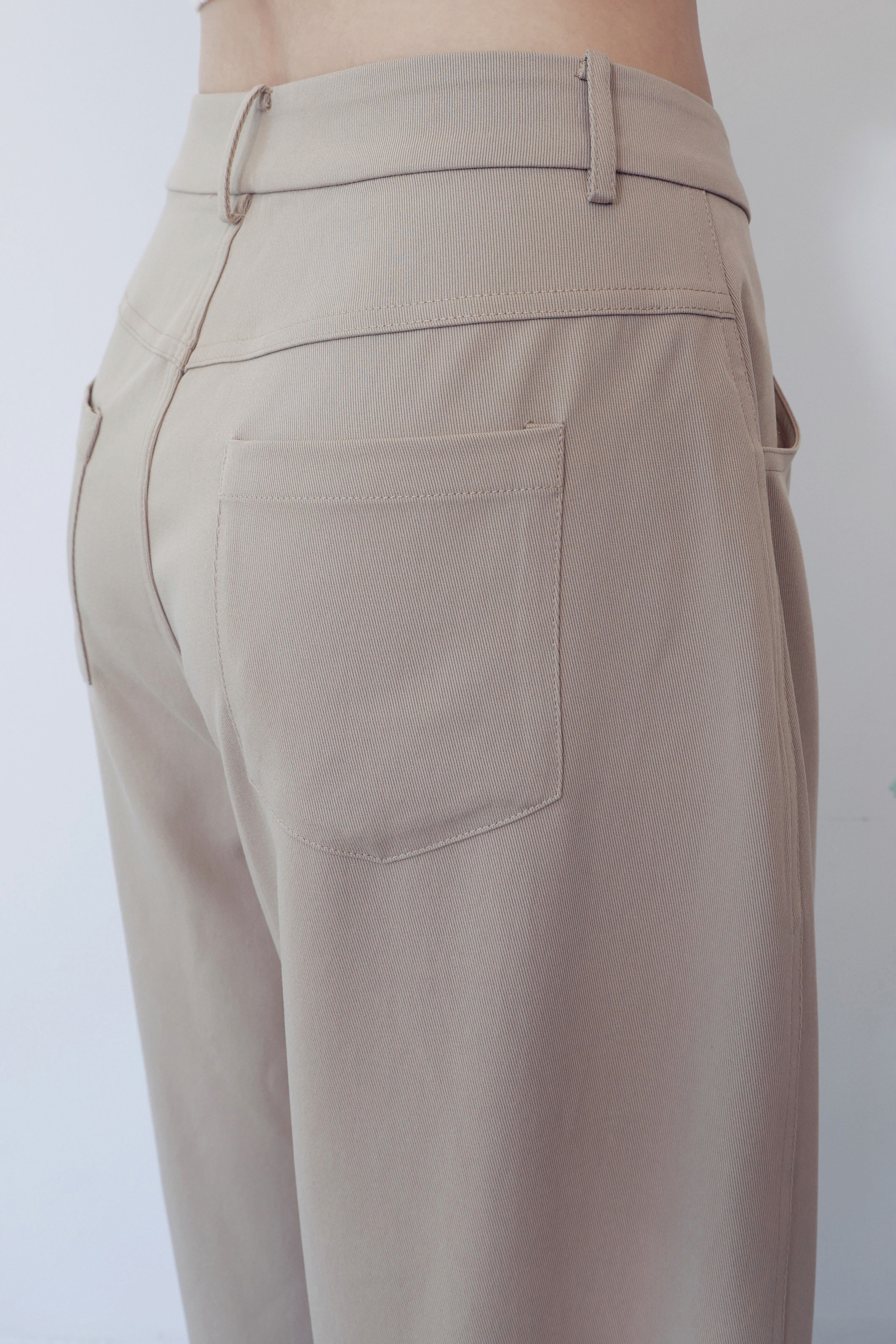 98836E11-DC7E-40C3-B443-B6A498CE800F