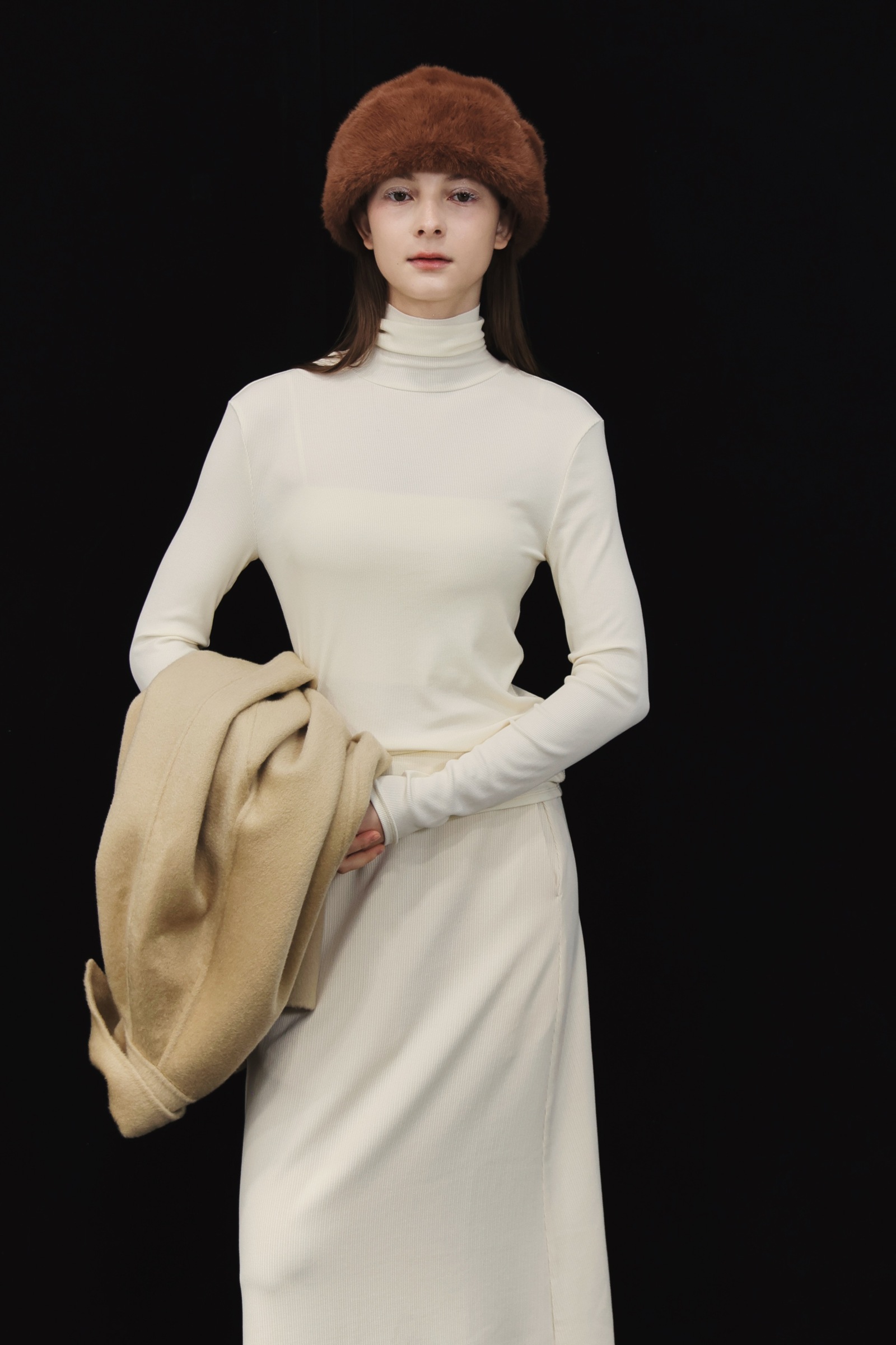 F8010D89-52DA-41C3-8096-89C3C747D46F