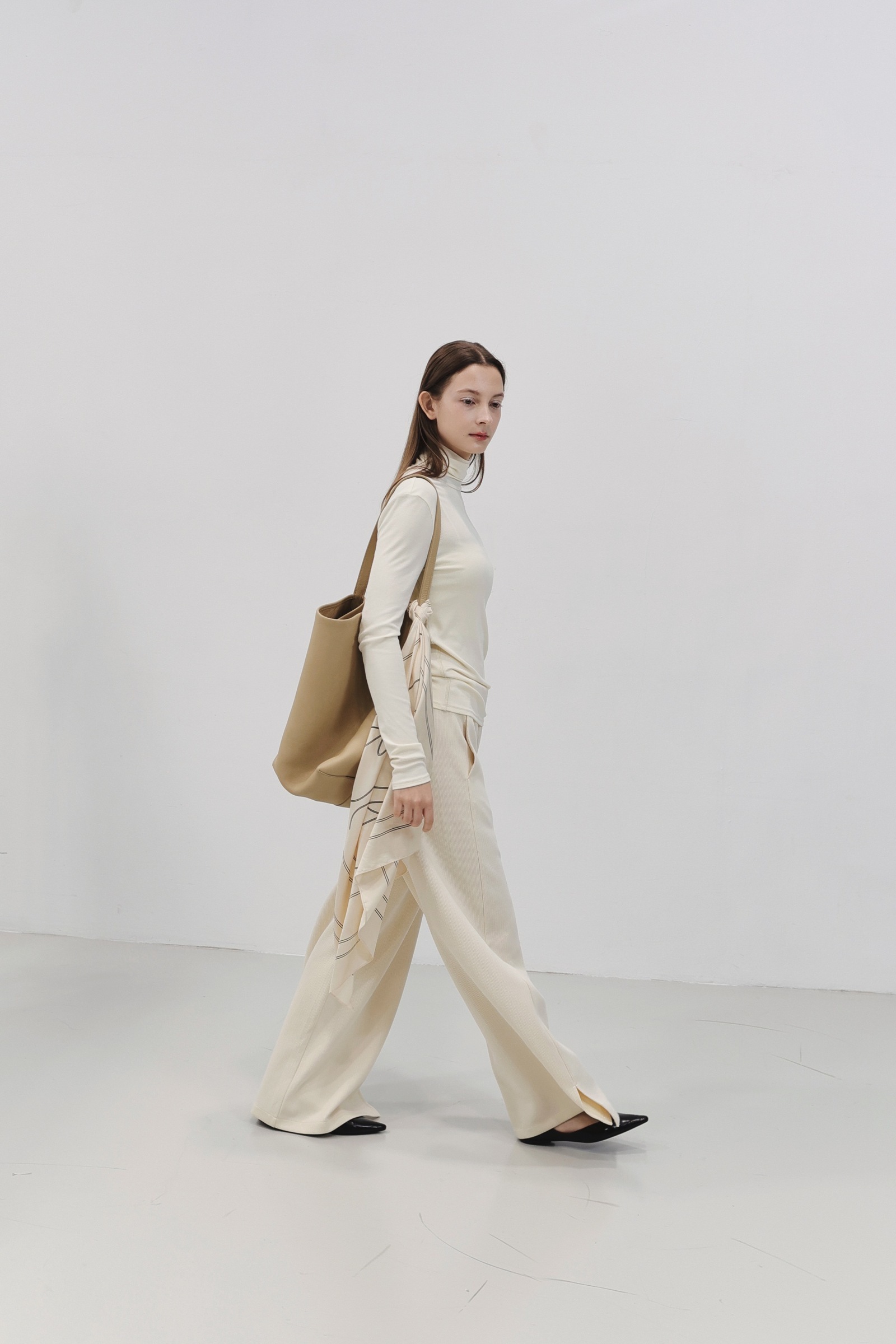 3AED4ACC-E91B-4275-A9F8-9E64BE0B3004