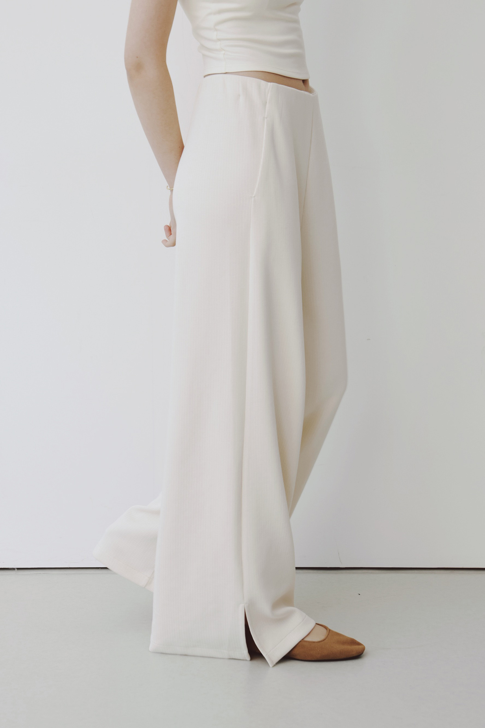 667835BE-BF00-4F45-81FC-AC8380102CEE