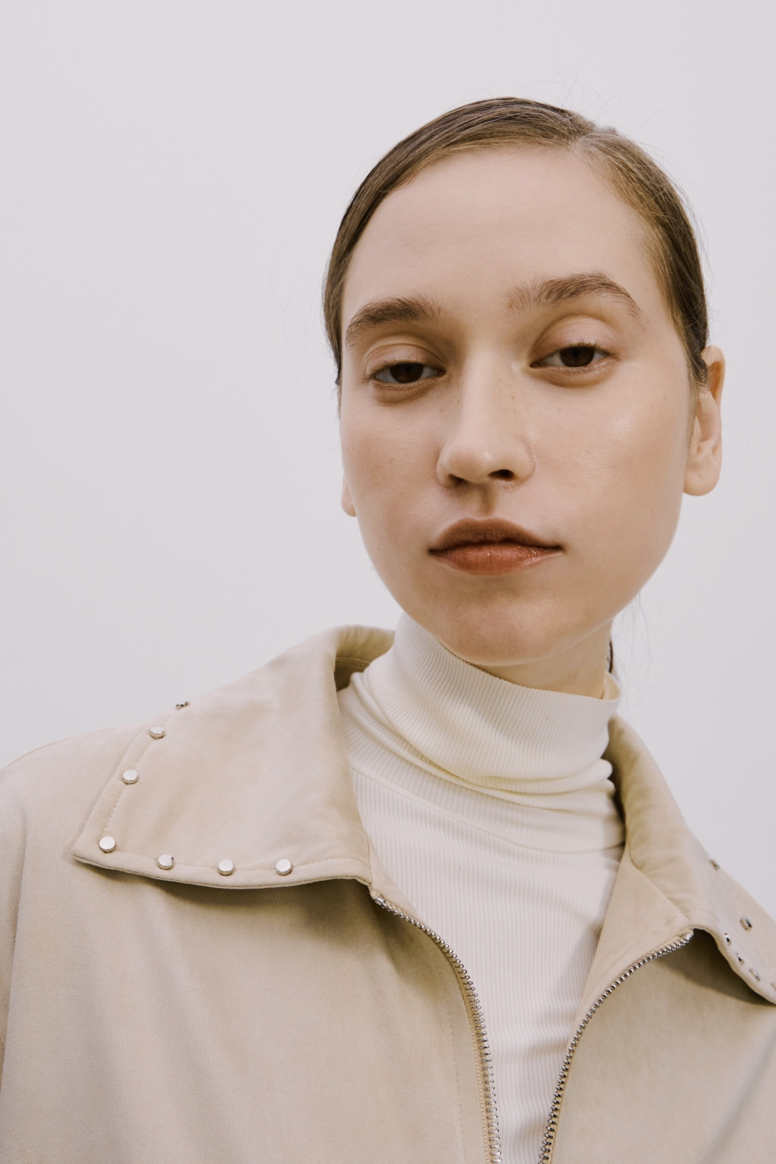 150AFDE6-67C9-429A-9583-A64EC5EC9A15