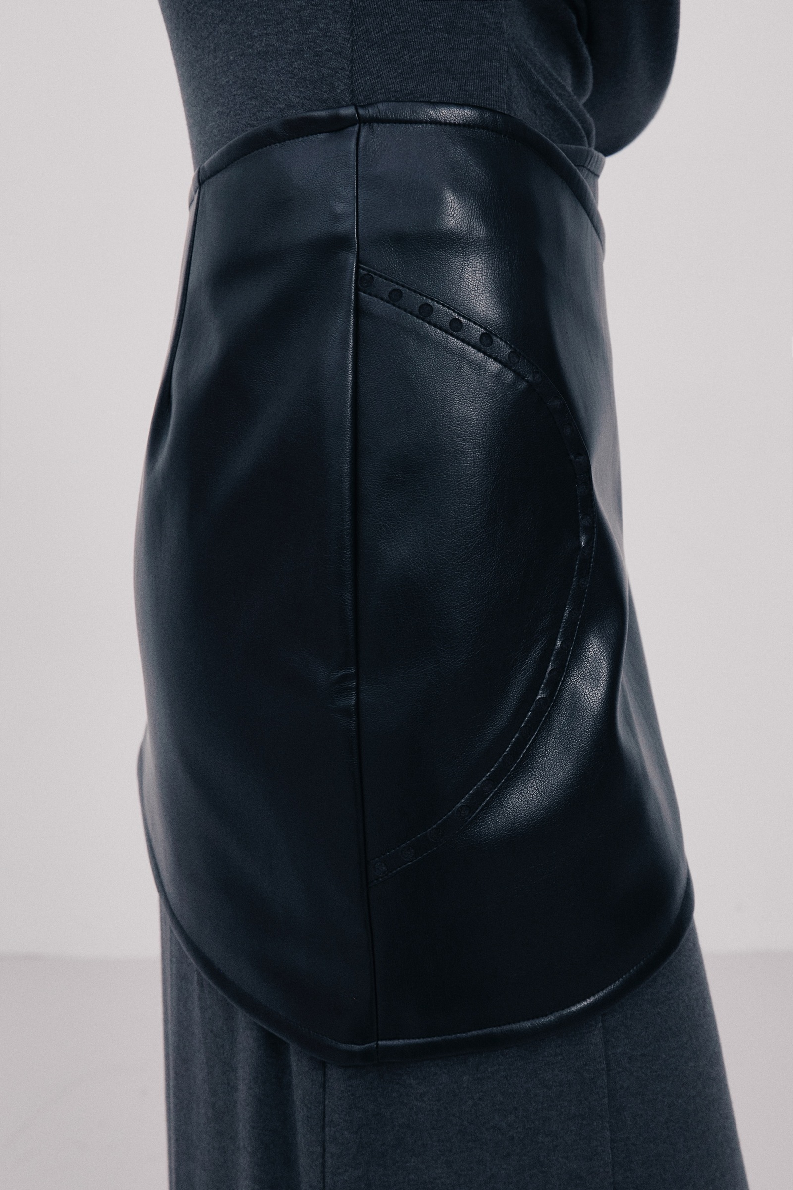 455C3ABF-FB6A-4B7C-BDBD-DC3FFDC9C9F4