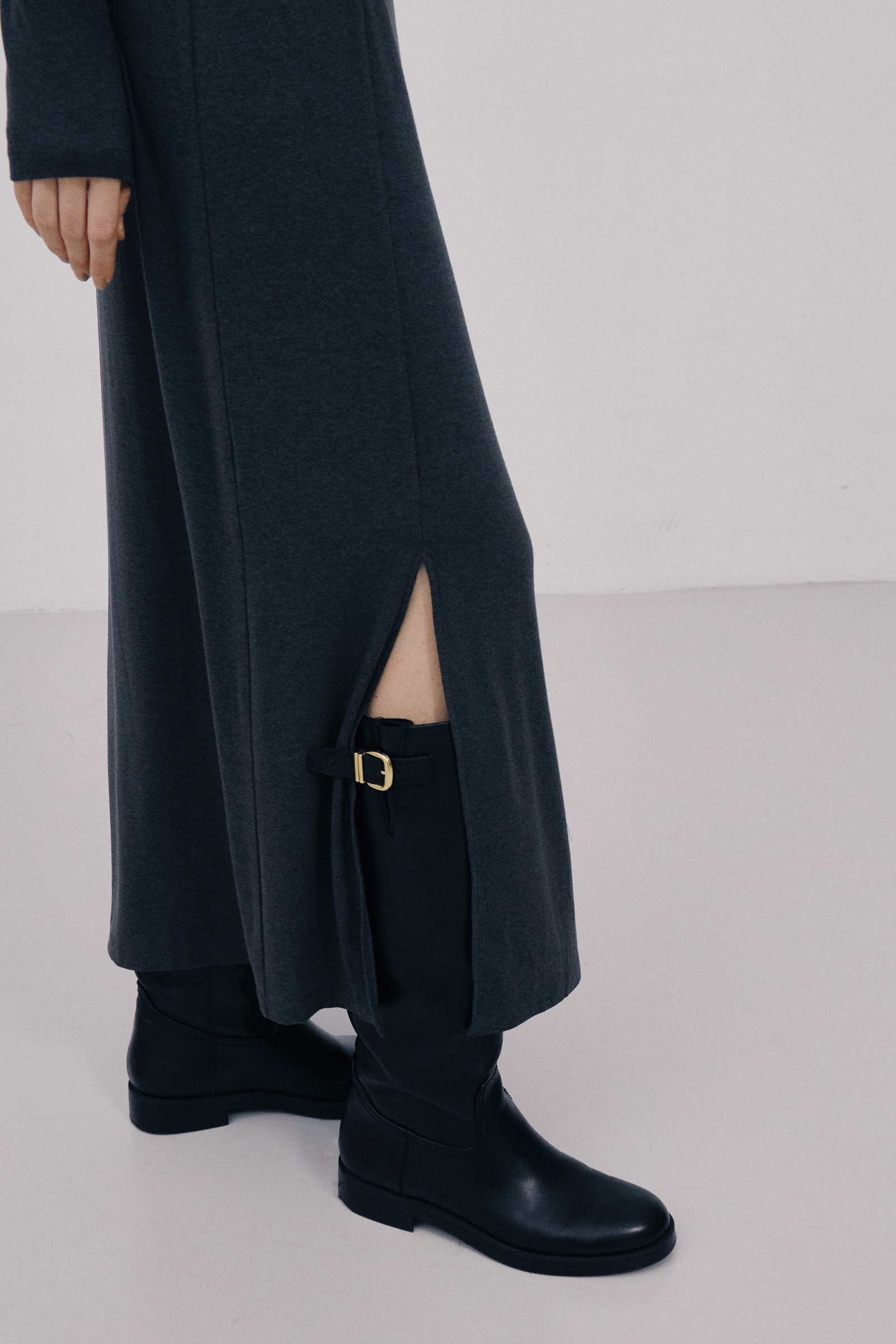 D83F5AFB-E486-453E-8C69-9D27B559DCD5