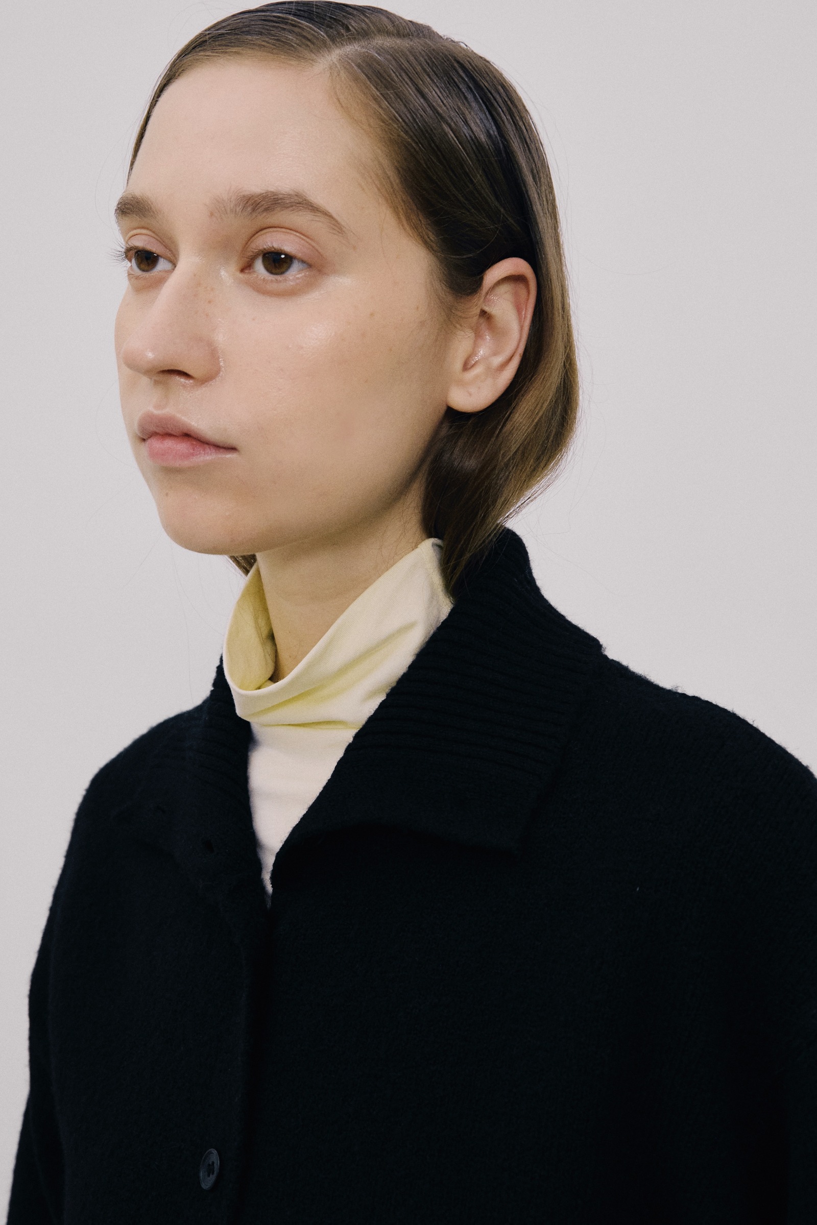 6BE585E3-9281-4C8D-B24D-6C9DE14B1F61