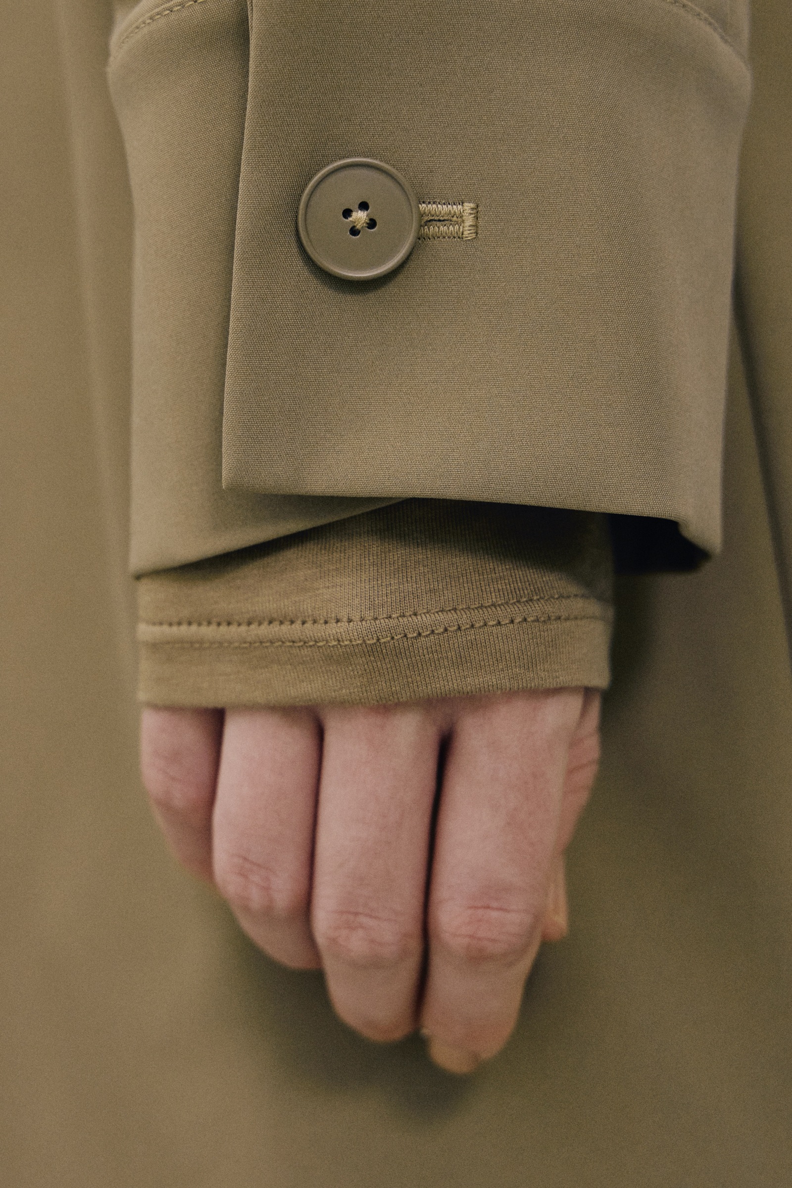 DA60A61E-1C52-4B3F-9F21-BB928CEBD2BB