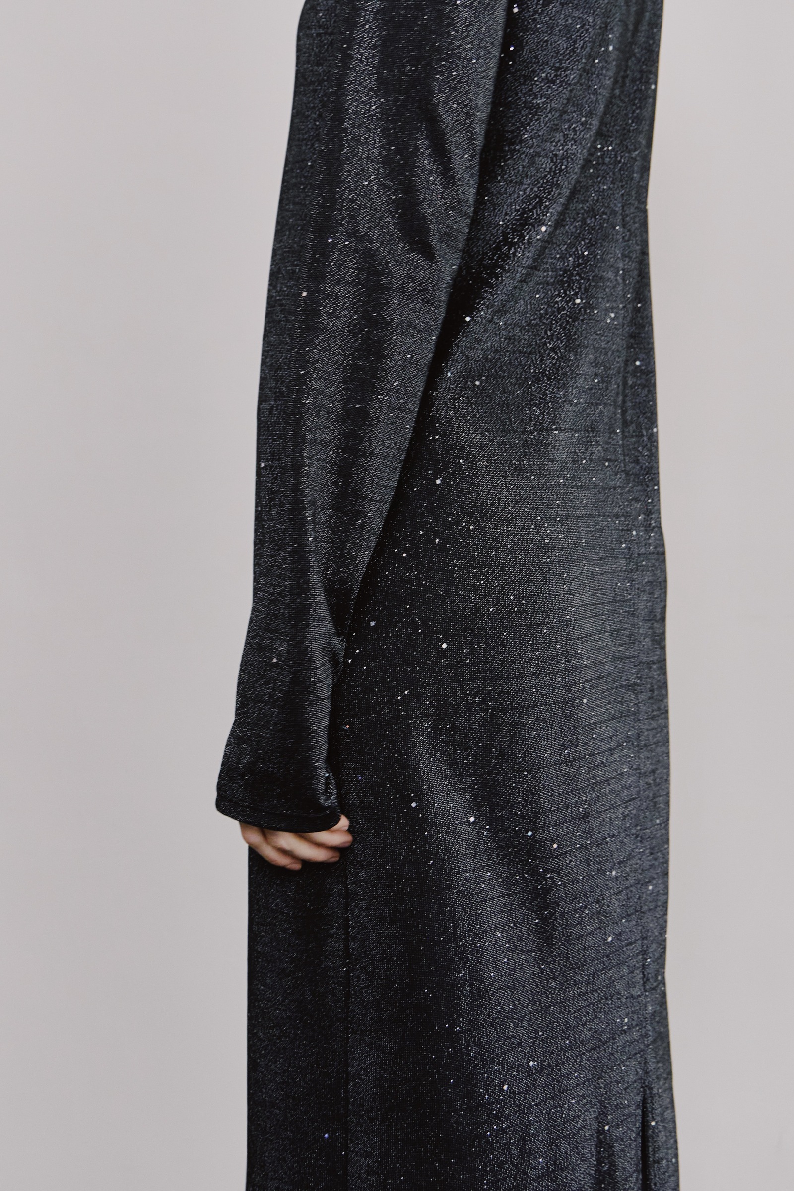 B8E6A681-EAA4-4A3D-8B1C-6D0C9D3204D1