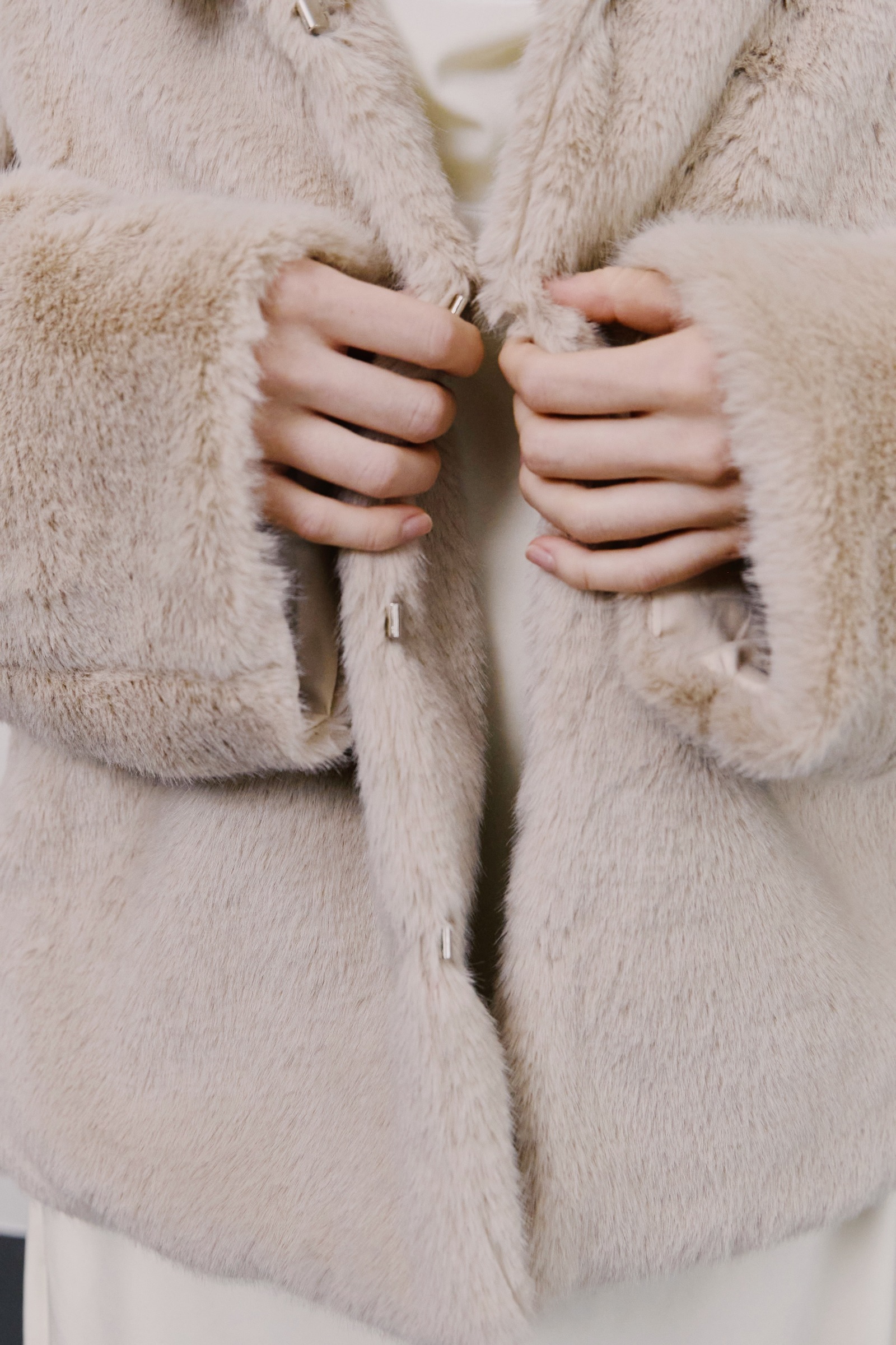 3EAD6C62-5B65-416C-BC7F-5499B8C680F6