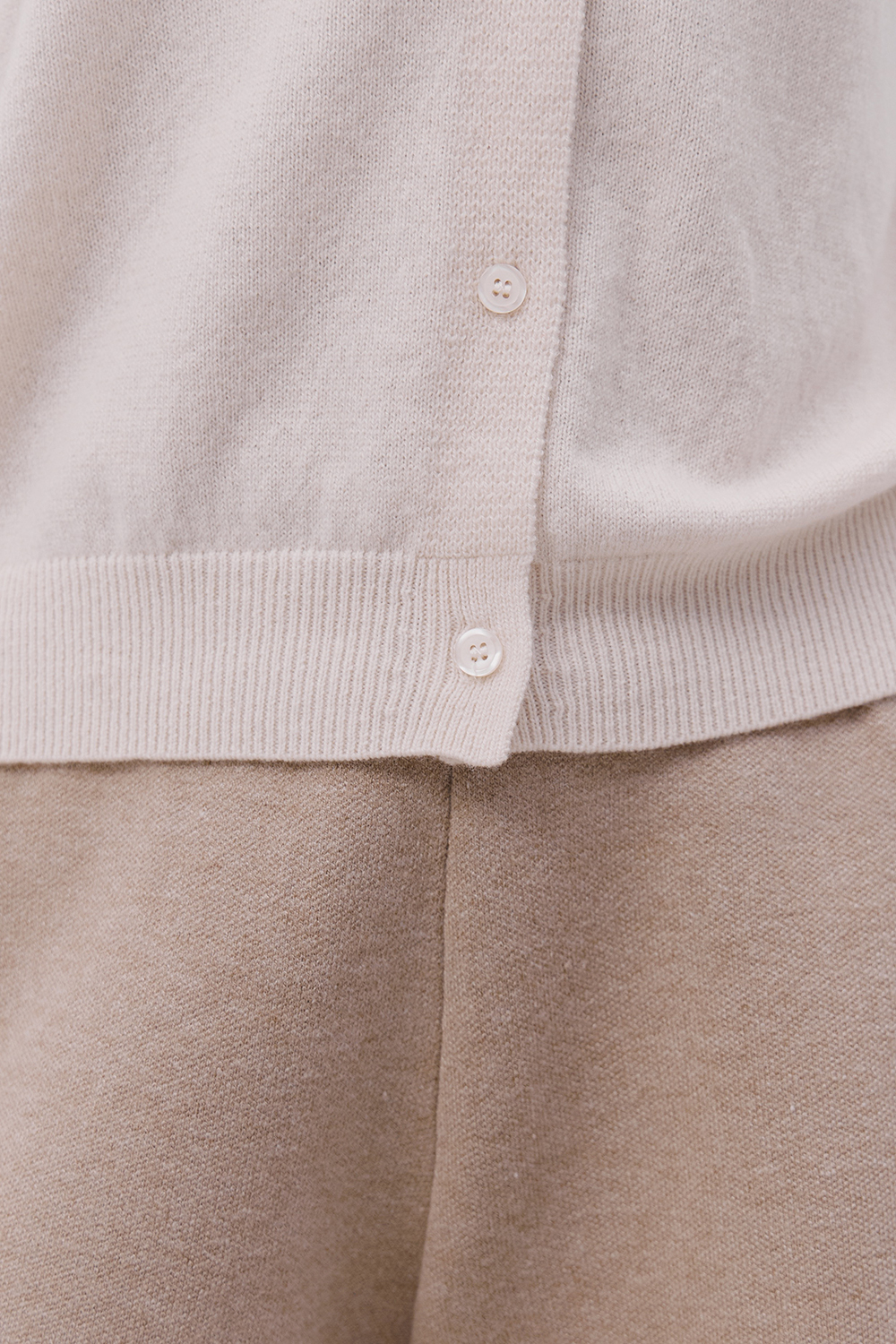 DC81C858-4878-4D80-AA5D-50F6CC218A7B 2