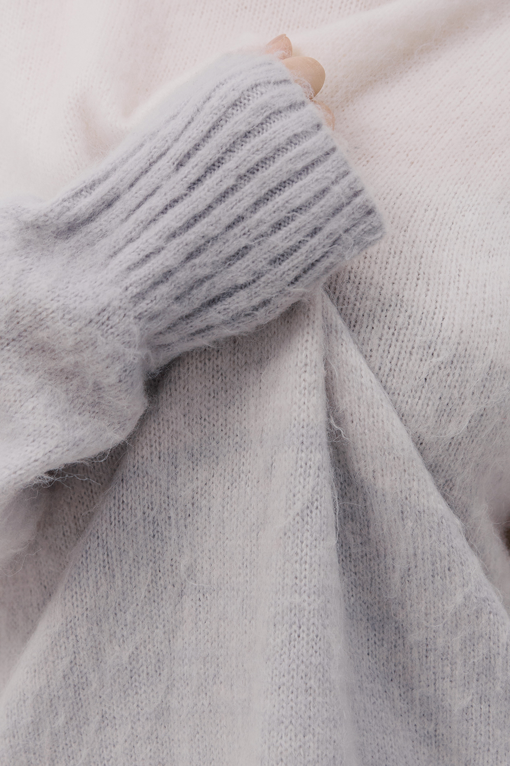 8E377EE6-3E91-43F9-AD75-9EA0EB3DAF11