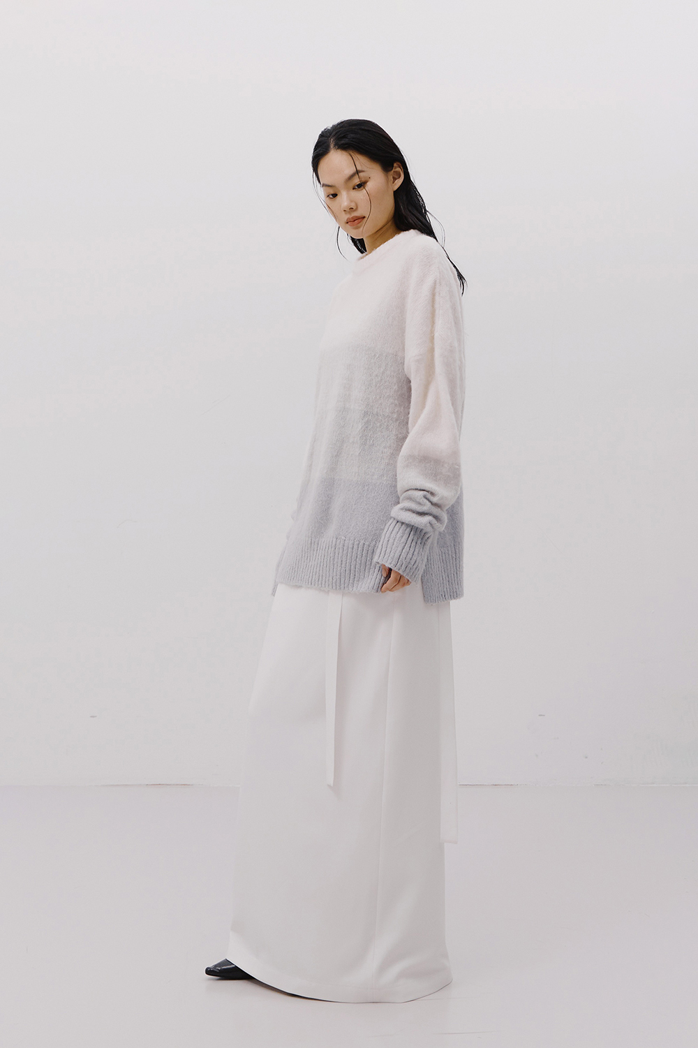 E18CAA82-10F3-4252-B187-F214FFE4D7F9