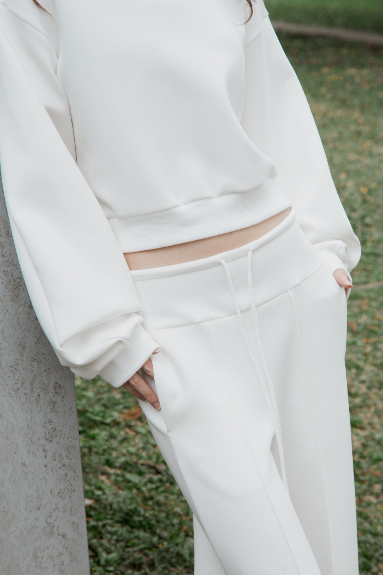 FE5854B4-B5DF-4C15-830B-BB49D3D2B71B 2