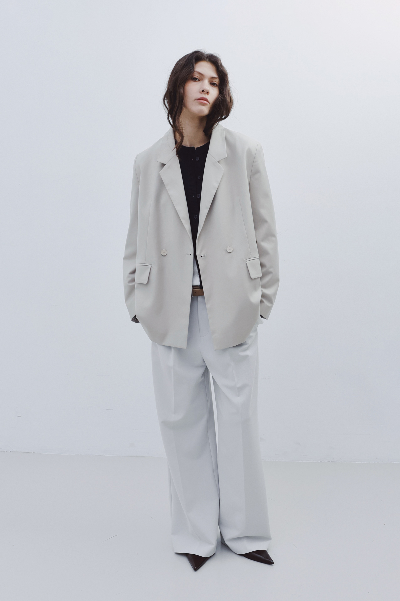 27B3E57C-775D-4F9D-BF74-9BA22E9F619A