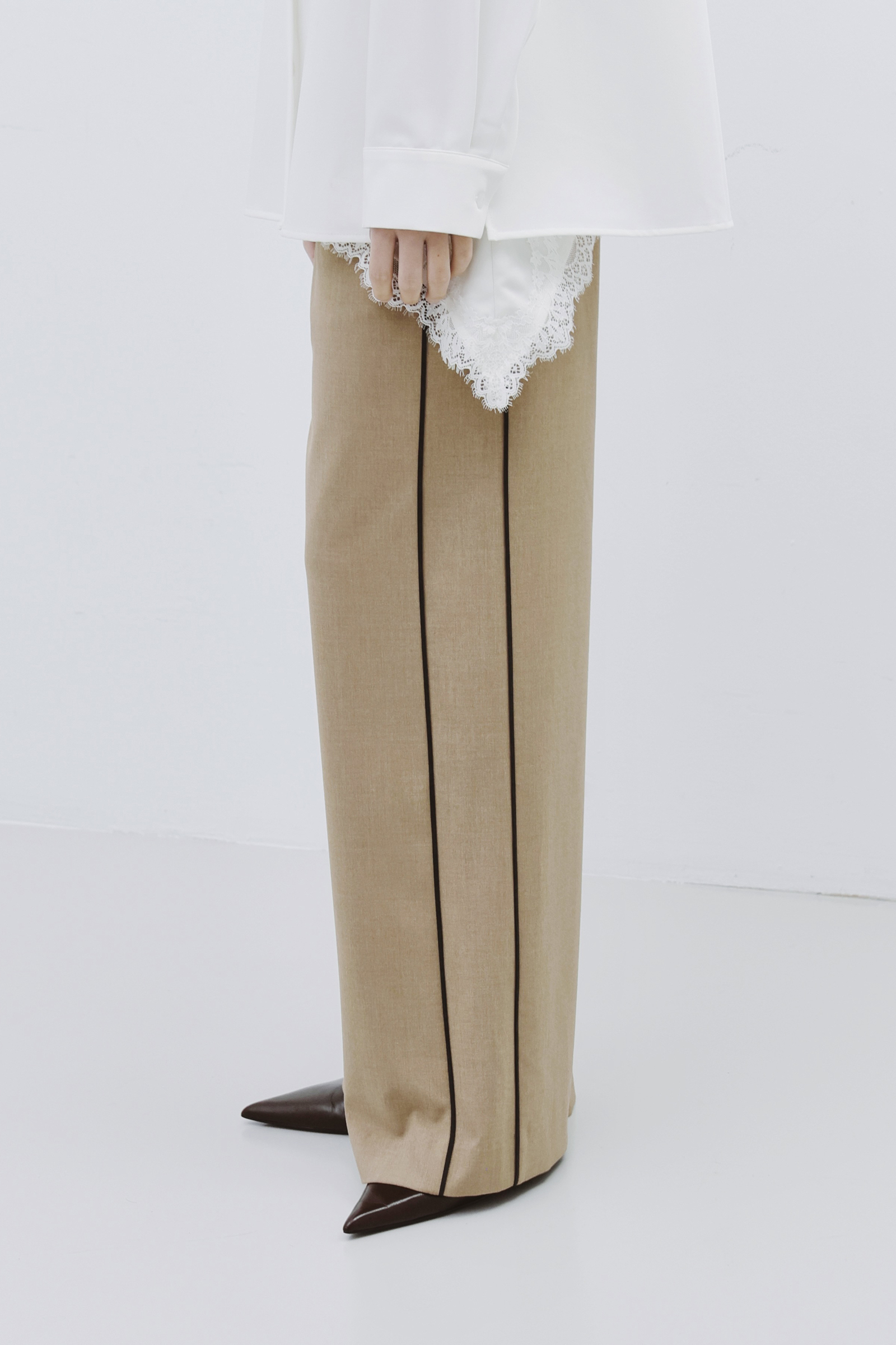 A71669D5-EC4D-461B-A510-E2B6216EE298