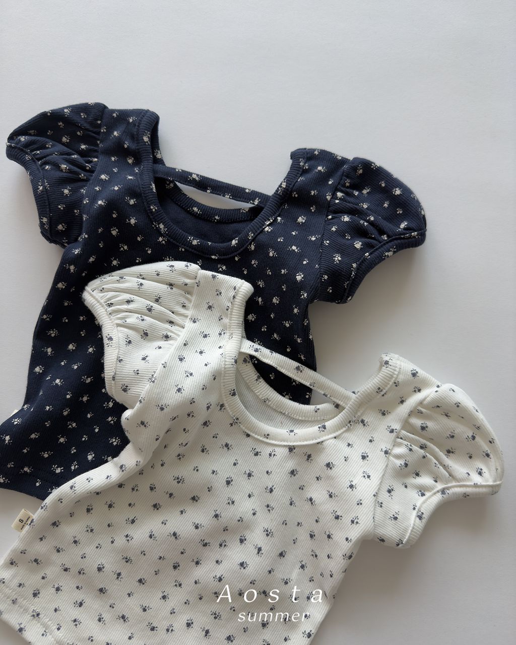 오픈백퍼프블라우스3