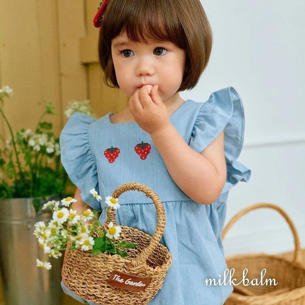 imgi_34_Milk-Balm-Korean-Baby-Fashion-Brand-babyoninstagram-46136118MMNX-large12