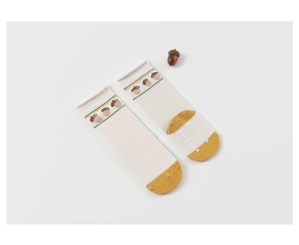 tiborollingkneesocks_04