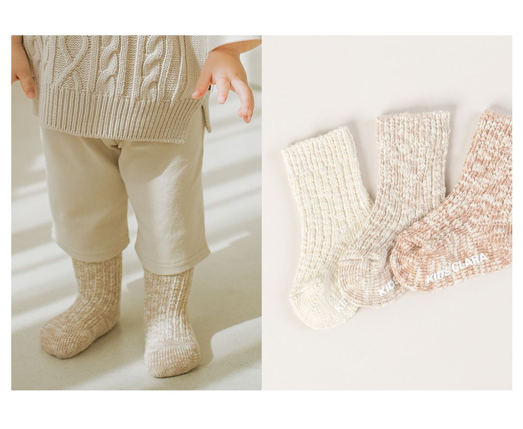 sandyknitbabysocks_06