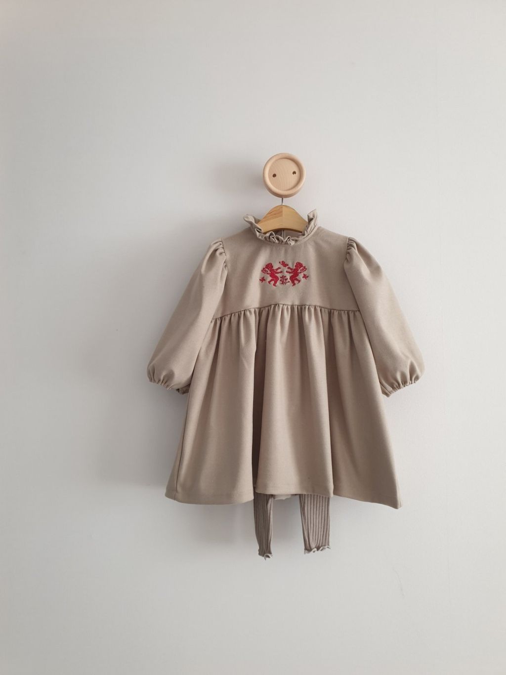 _jZV3J8.F1yqn8CAkcA_11