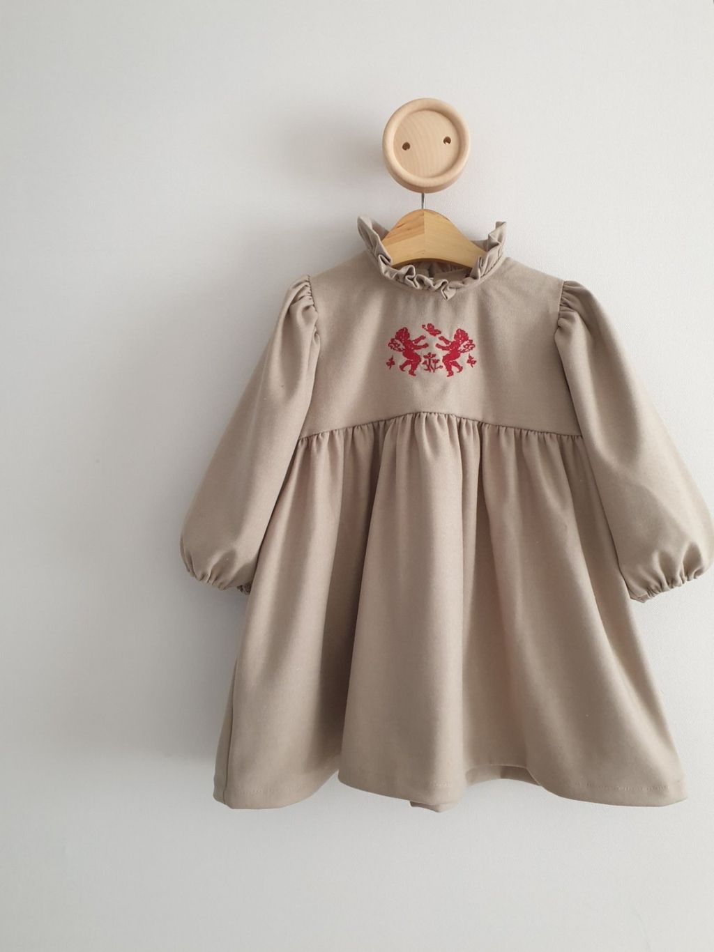 _jZV3J8.F1yqn8CAkcA_14