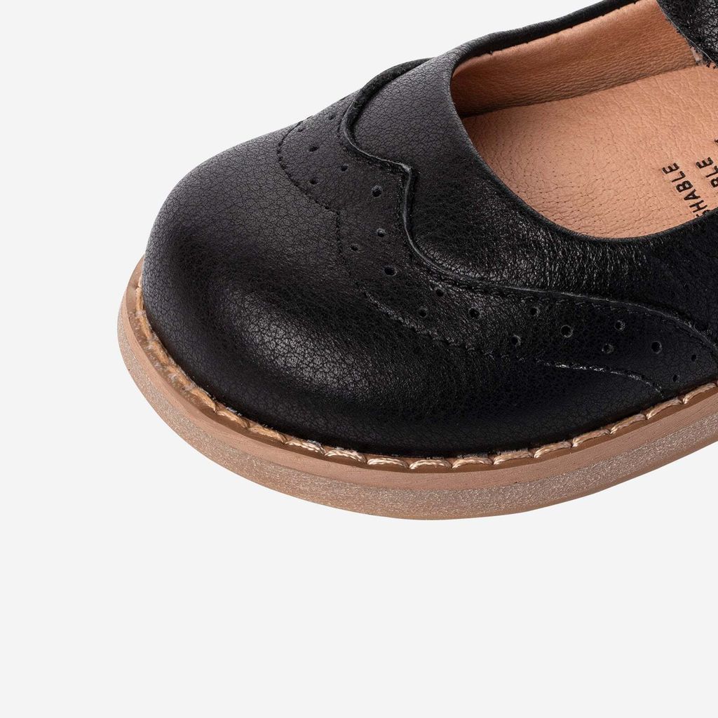 Charlotte_-_Pearl_Black_10