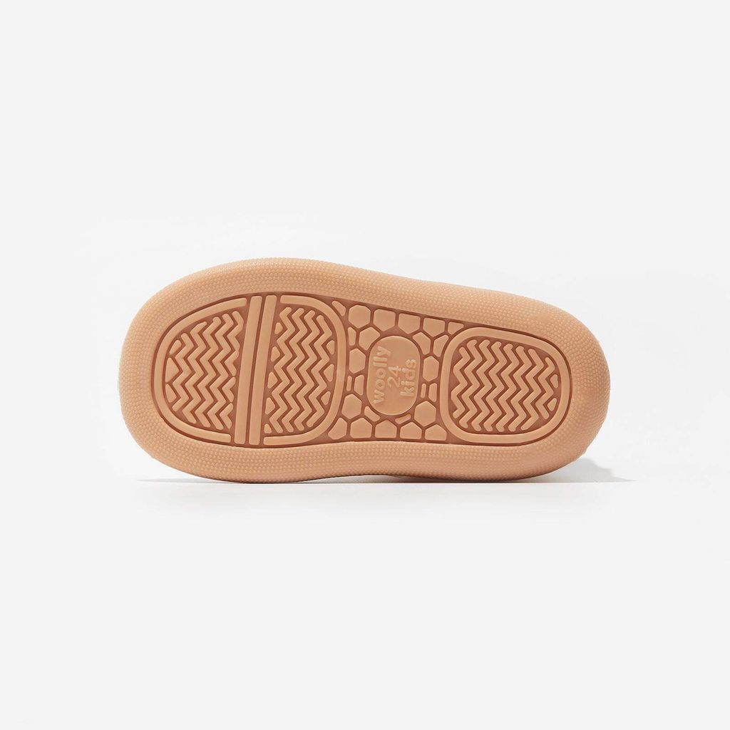 Flori_-_Milk_Tea_Brown_4