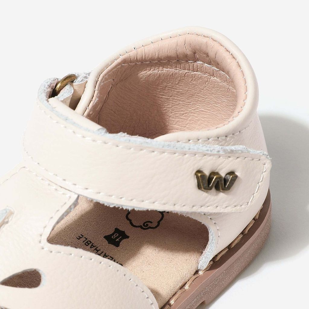 Mini_Chloe_-_Lunar_White_4