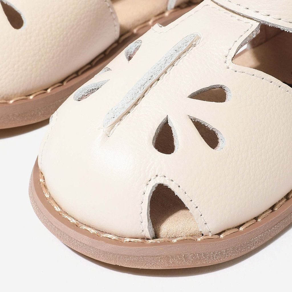 Mini_Chloe_-_Lunar_White_2