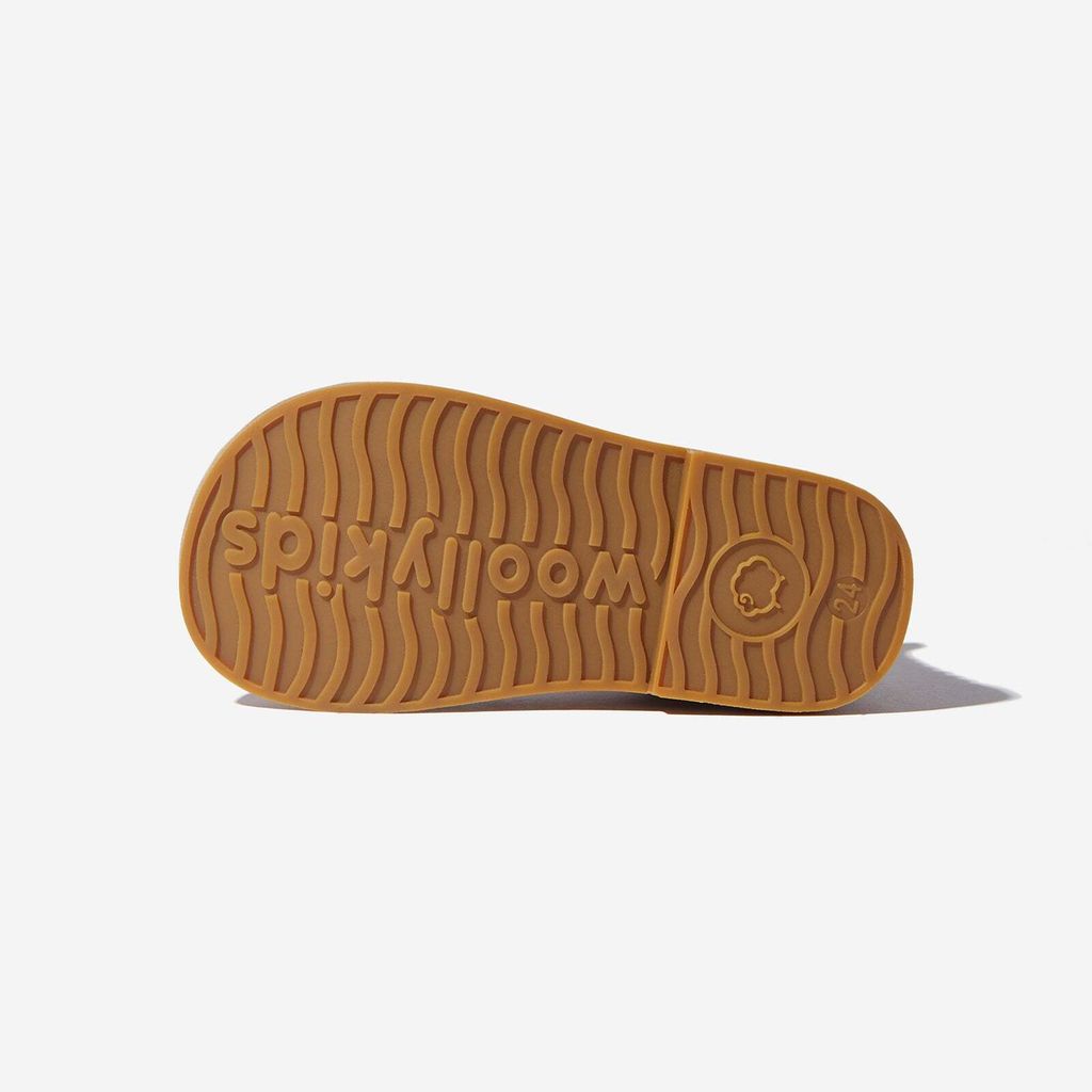 Lillian_-_Gooseberry_Pink_4