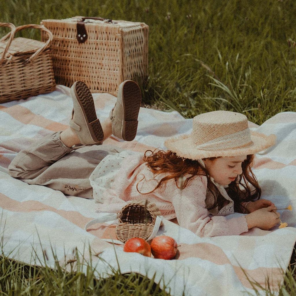 Reina-MilkTeaBrown_10