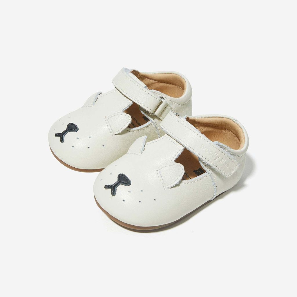 AnimalCatalog-PuppiesWhite_6