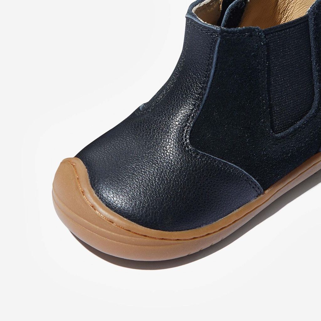 e9459488-1aae-43de-8758-8d9364ddb06b