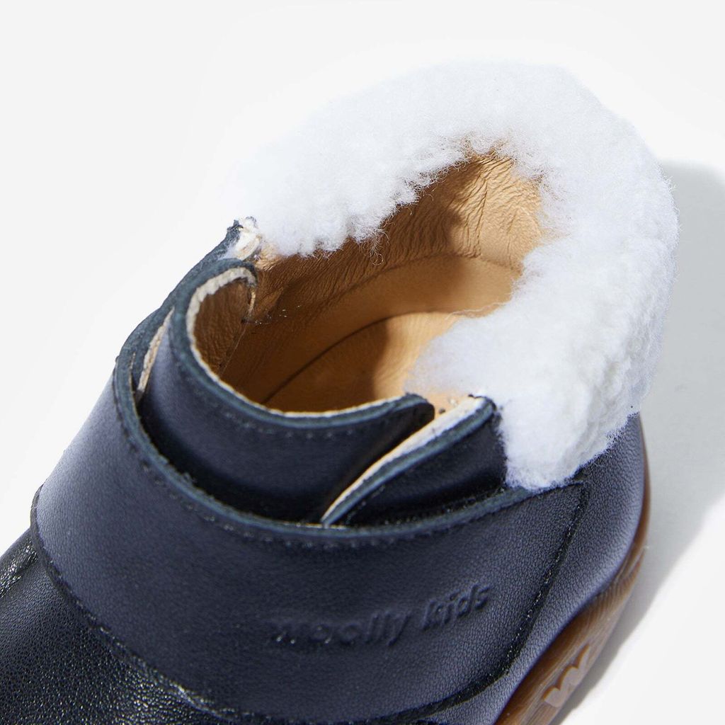 6dc3ccdf-f686-4c8c-a3a5-27b9ed0ecaa7