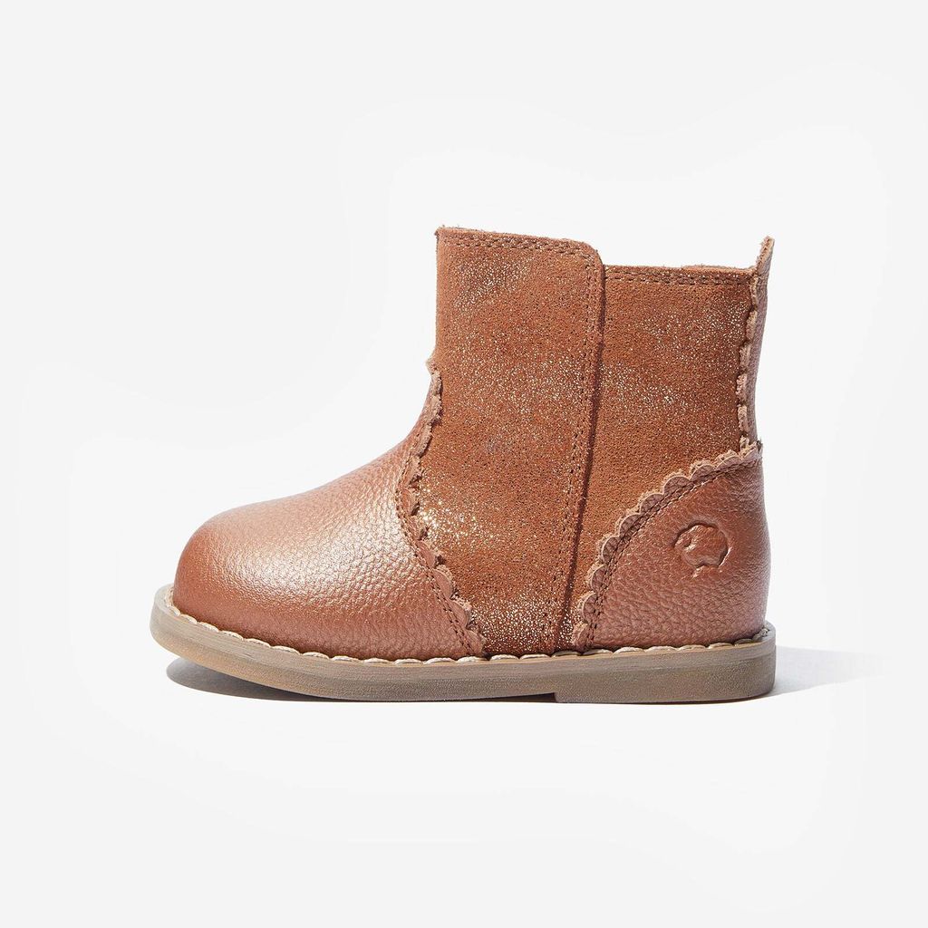 07c90030-33ba-4a09-a267-08f840d85581